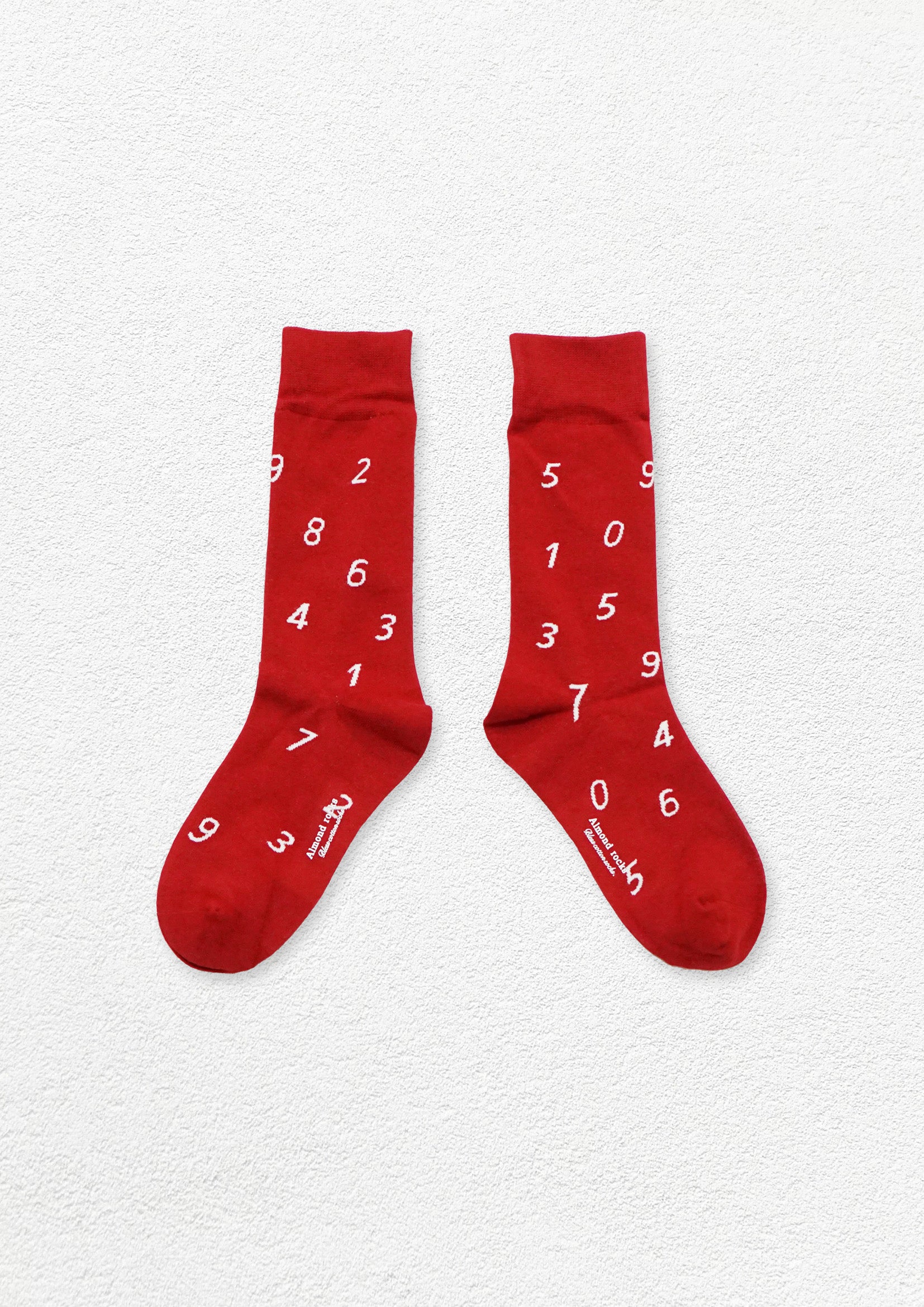 Numbers mid-calf sock - red