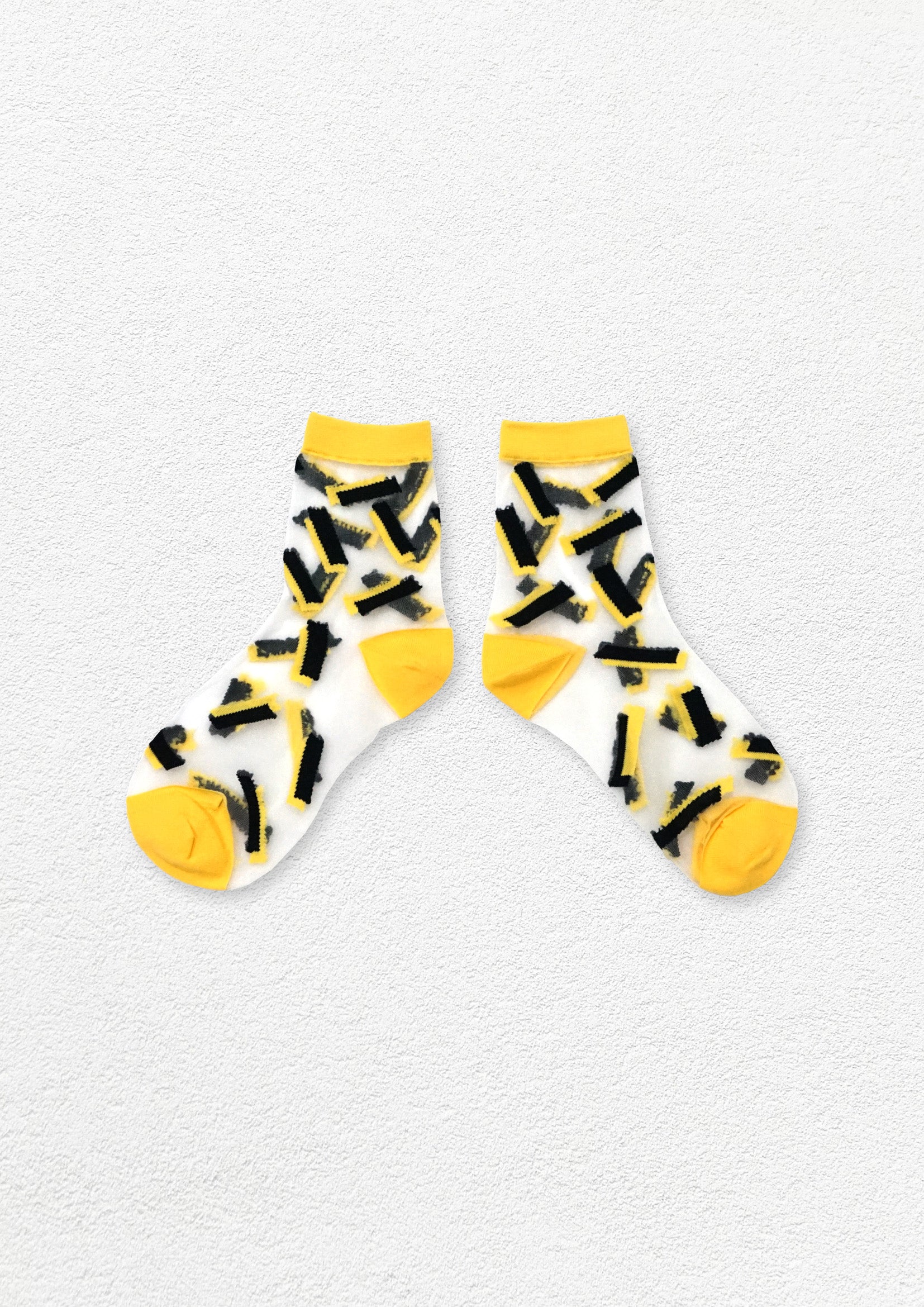 Segments sheer ankle sock - yellow
