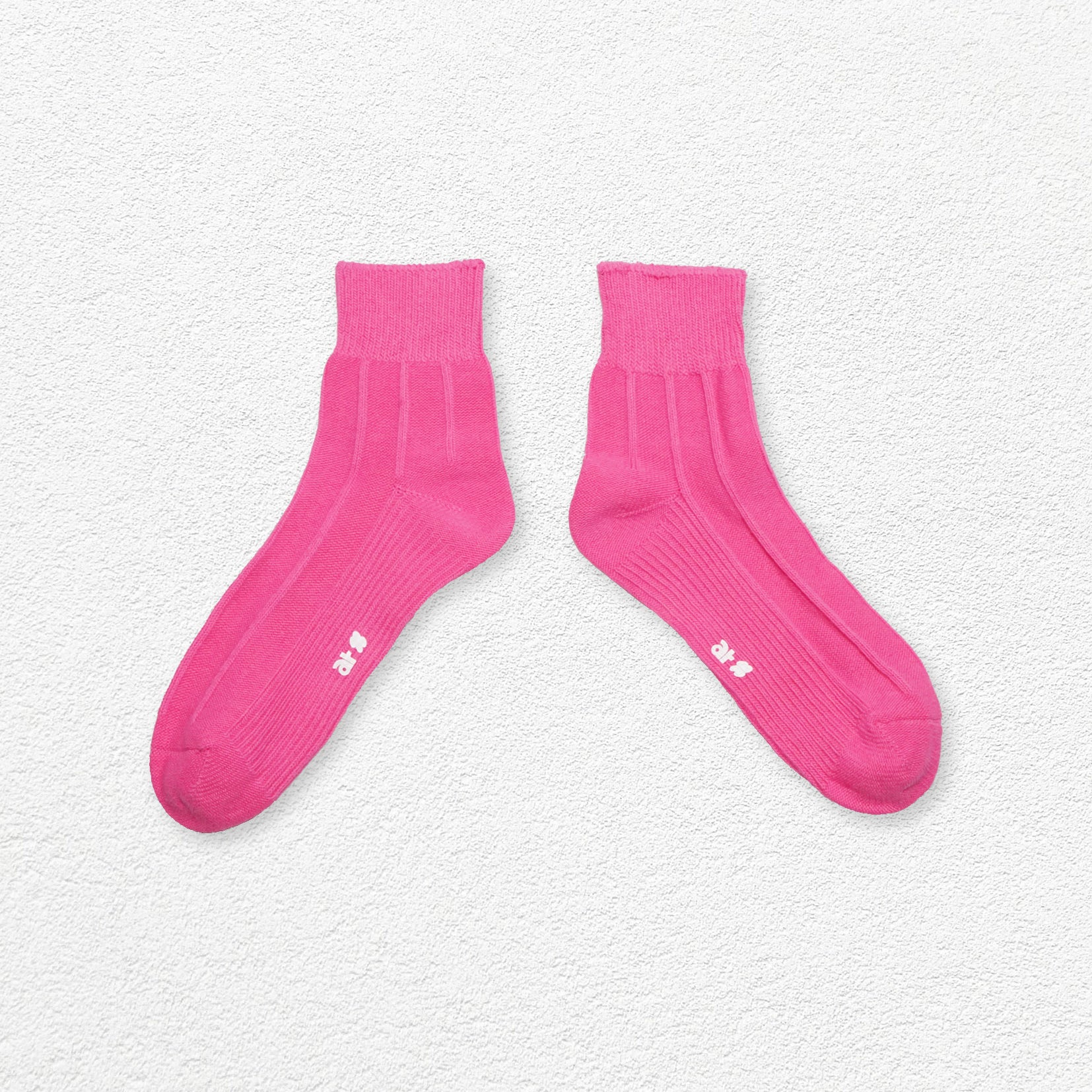 Ribbed ankle sock - hot pink