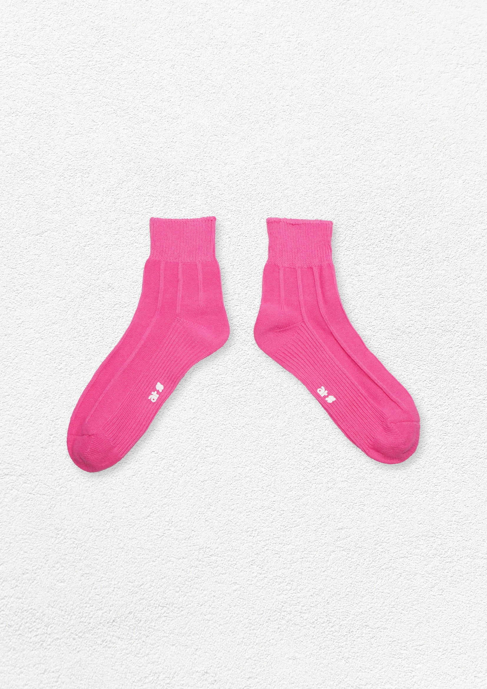 Ribbed ankle sock - hot pink