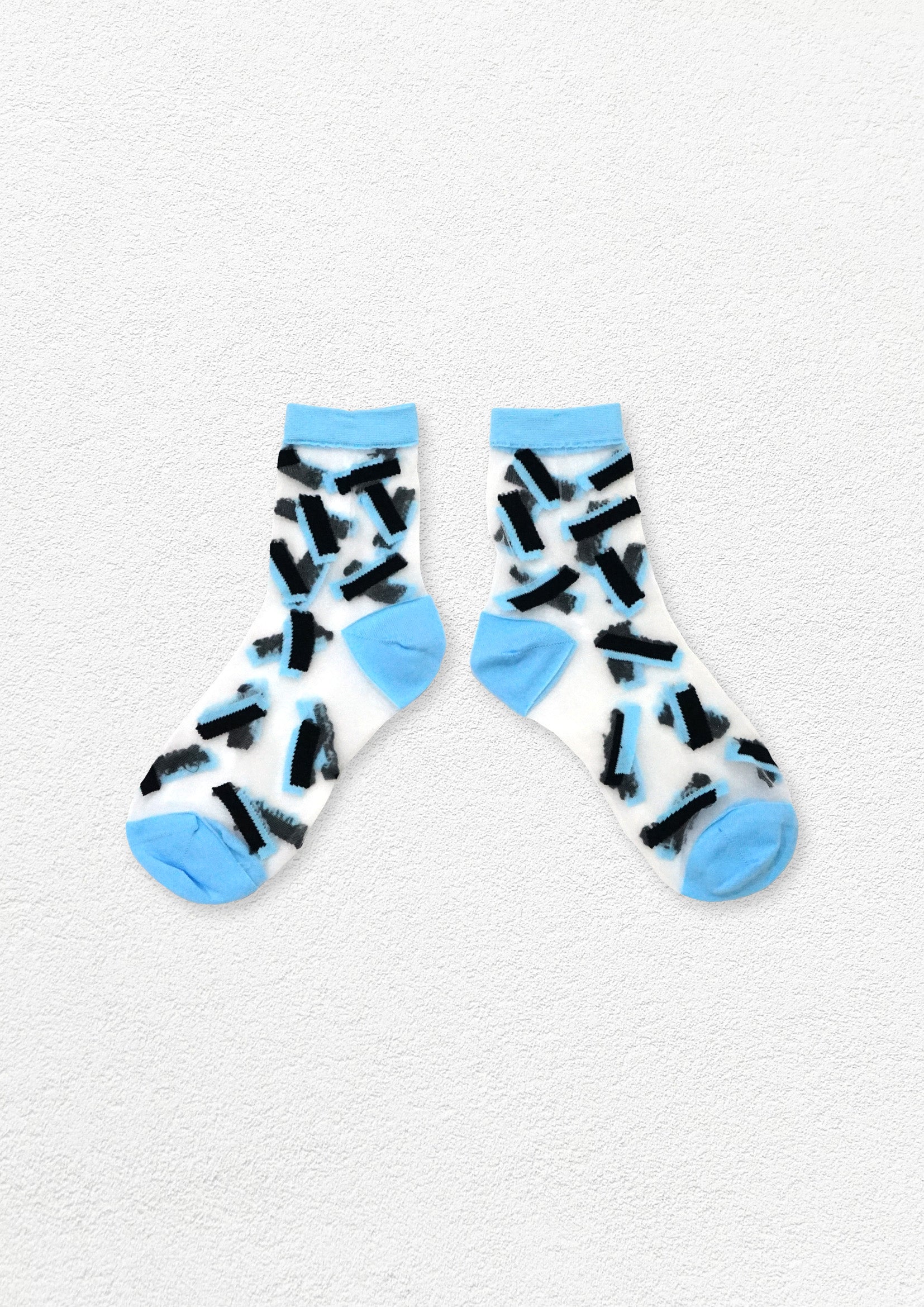 Segments sheer ankle sock - sky blue