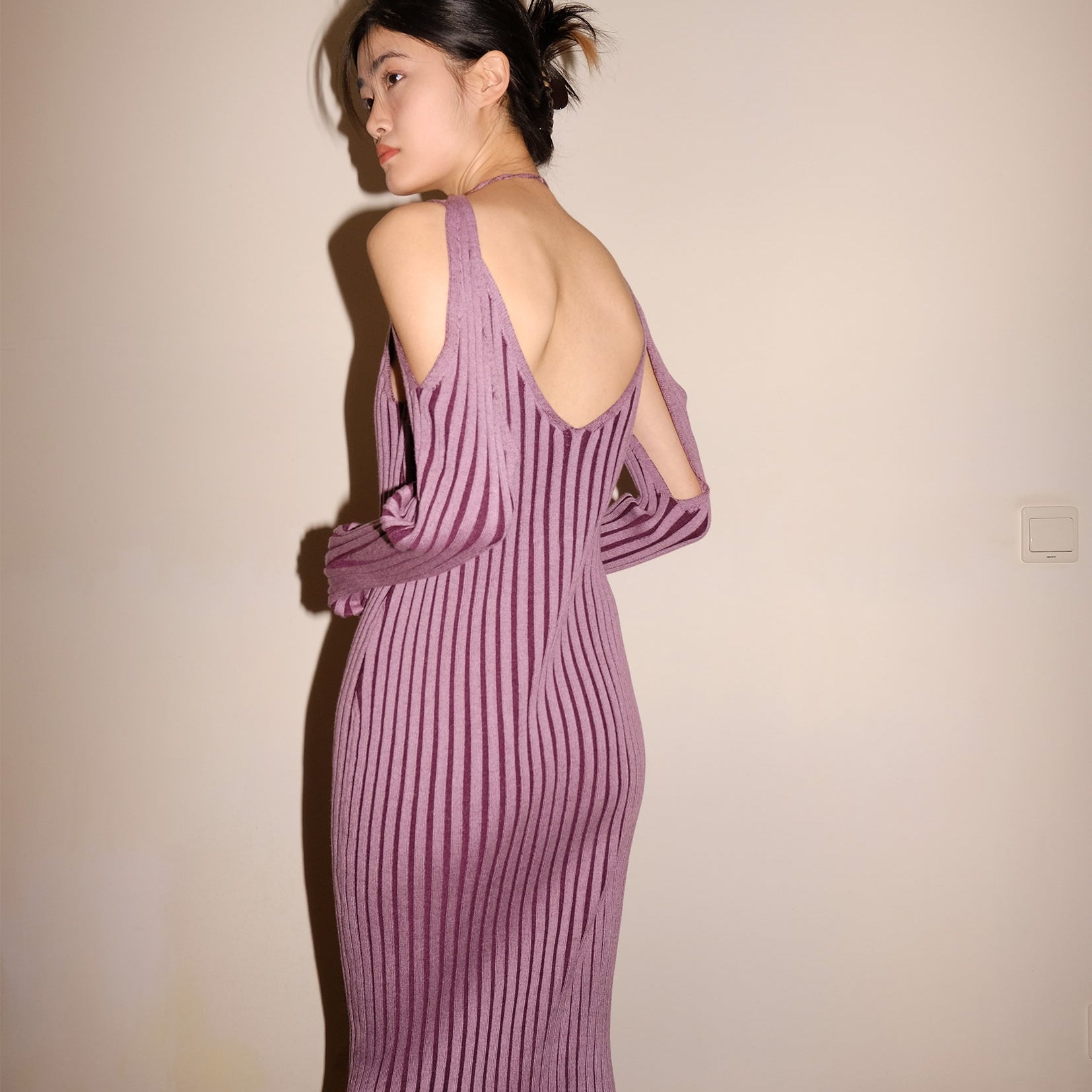 Ribbed knit sling dress in plum