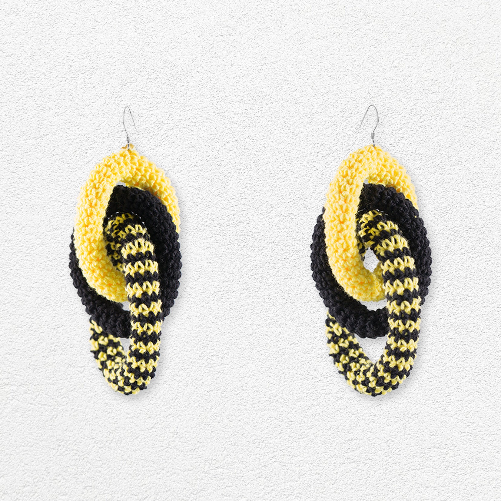 Encircled hoop crochet earrings - yellow & black