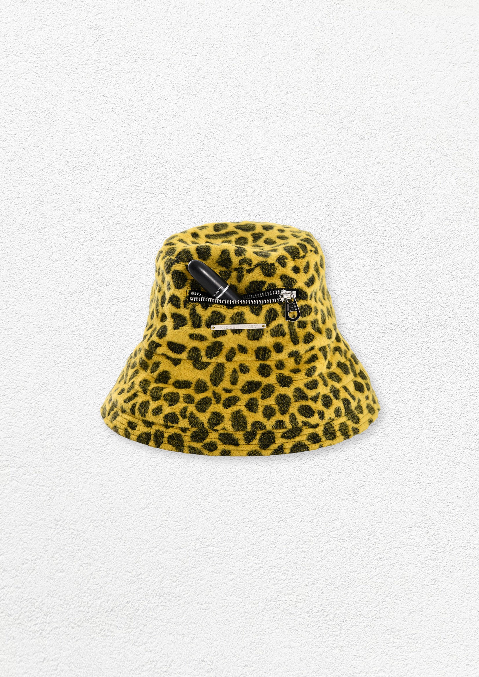 Leopard bucket hat