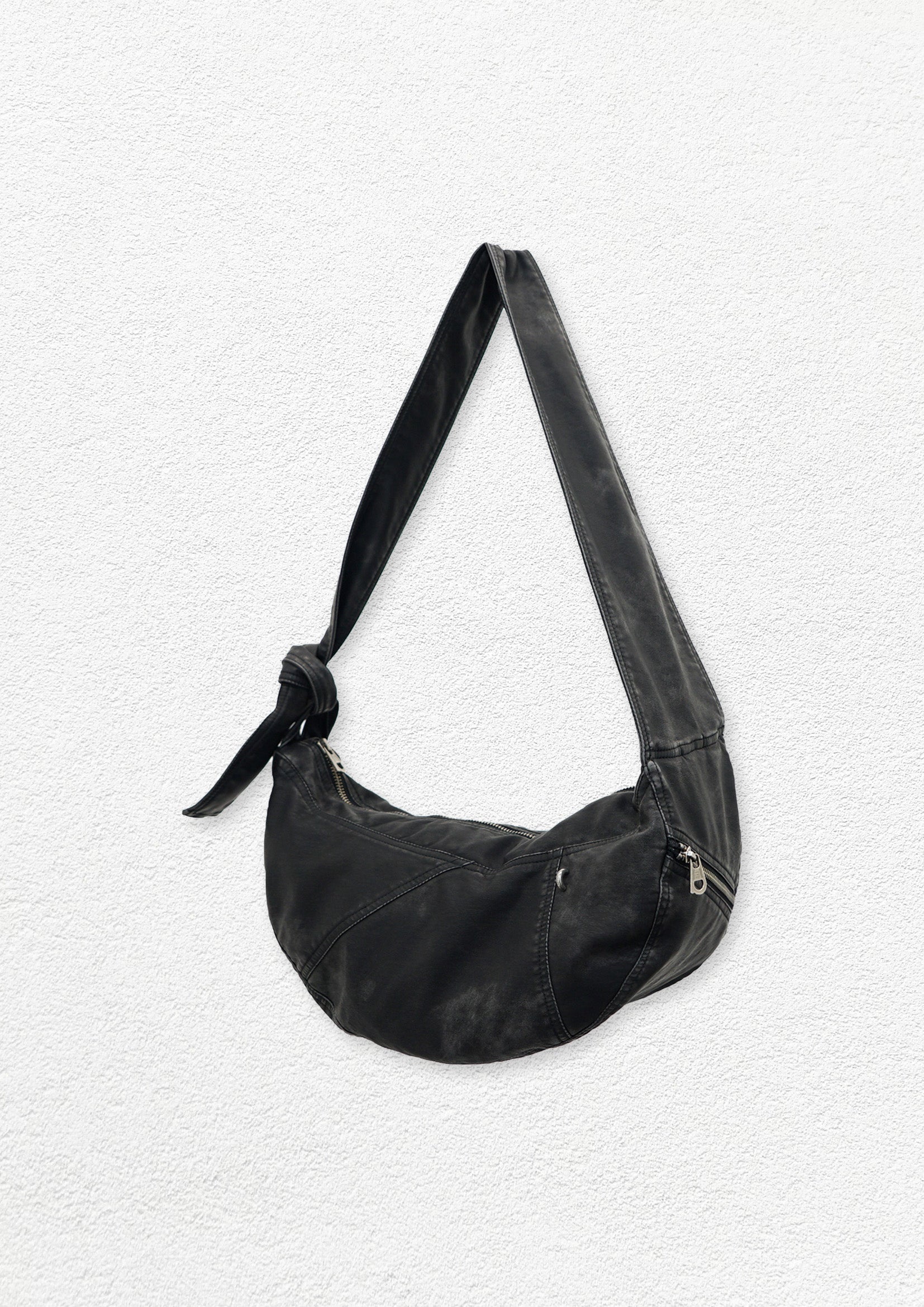 Vegan leather medium dumpling bag - distressed black