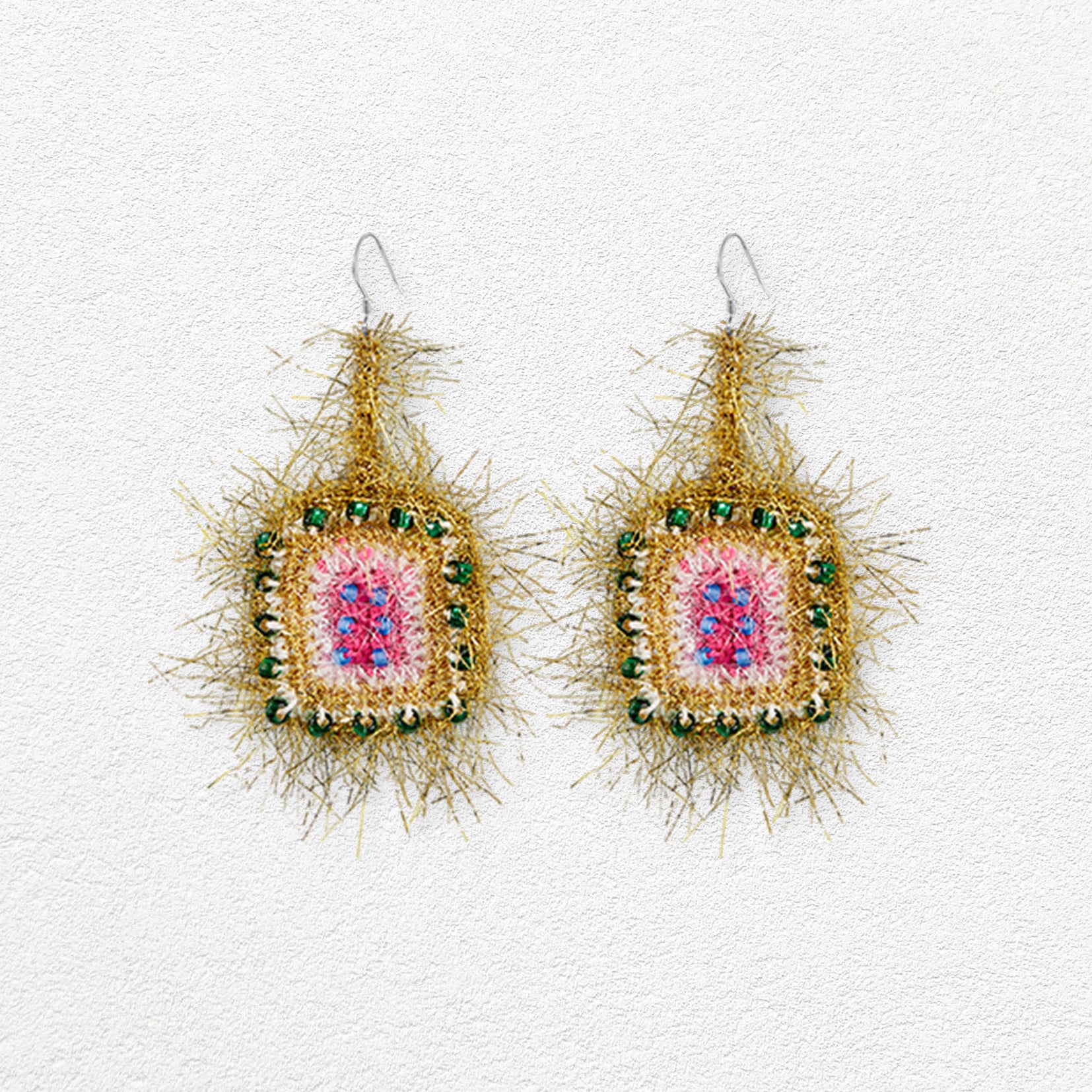 Fuzzy square crochet earrings - gold