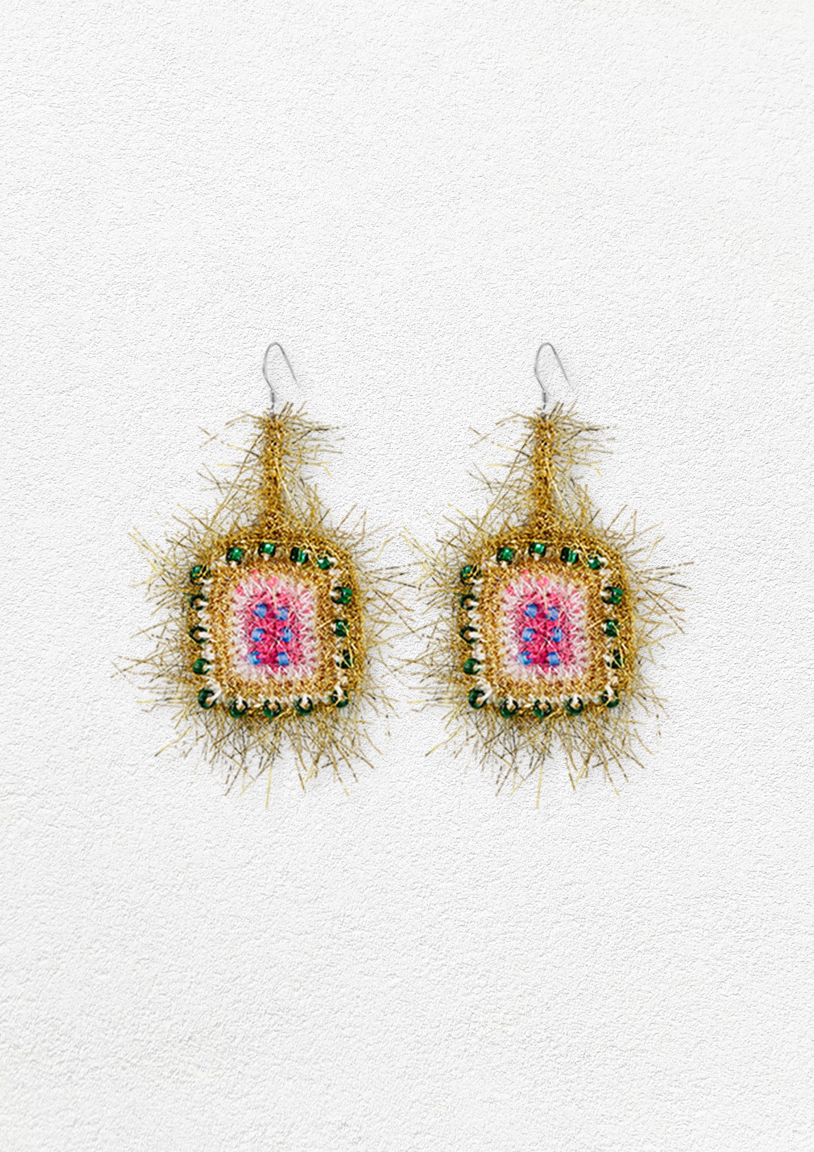 Fuzzy square crochet earrings - gold