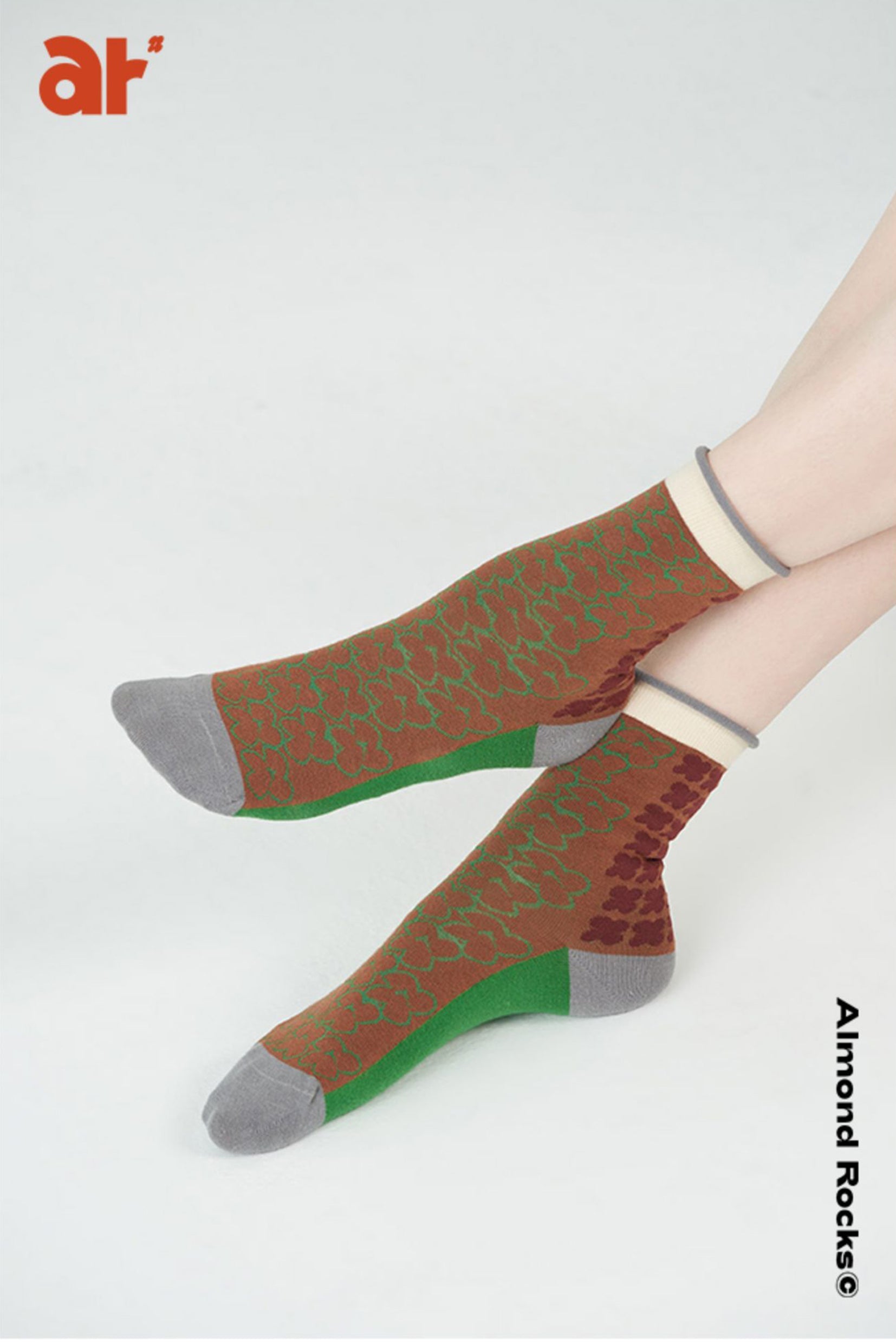 Floral splice mid-calf sock in 2 colours-coffee