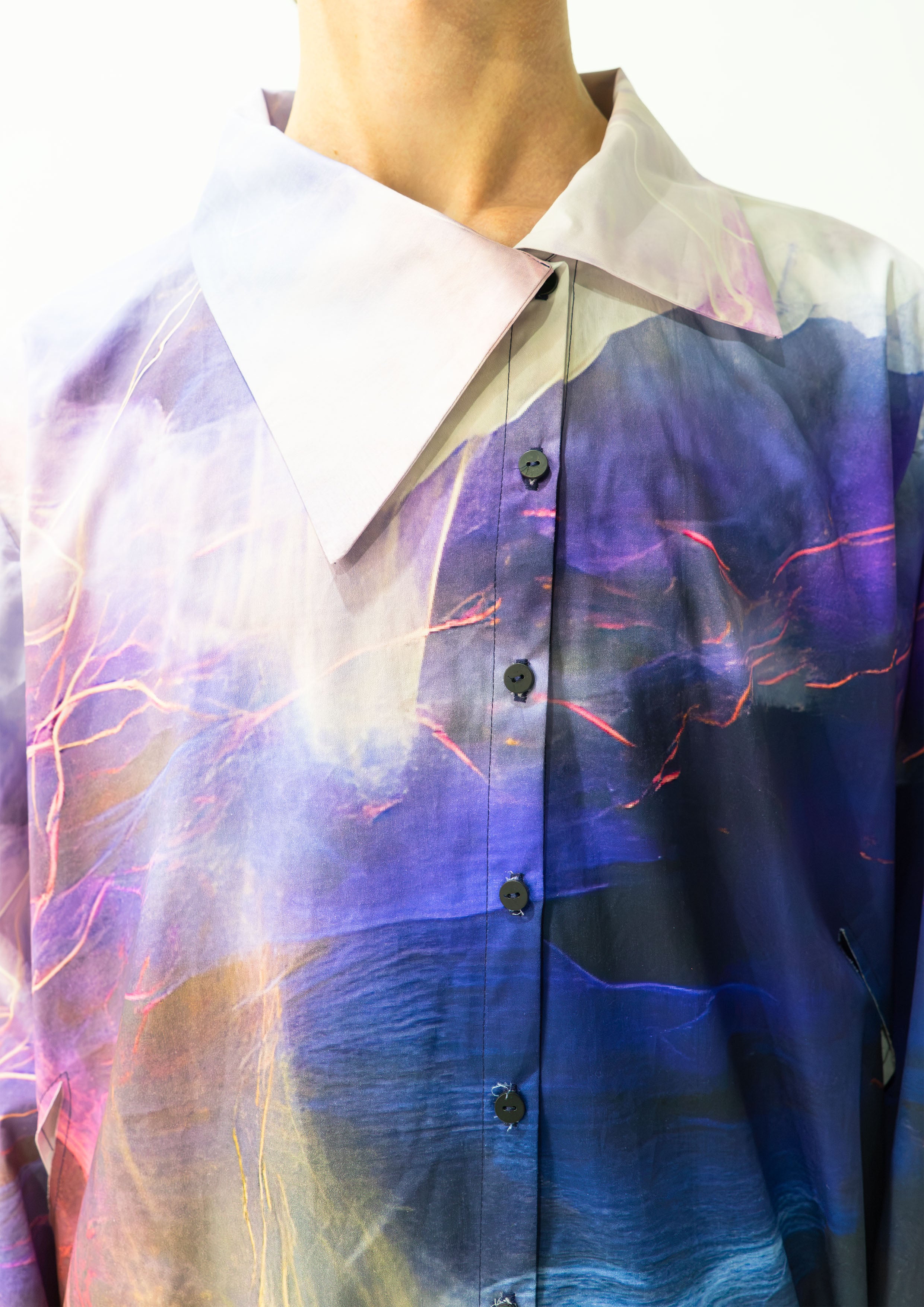 'Thunderstorm' asymmetric shirt - navy