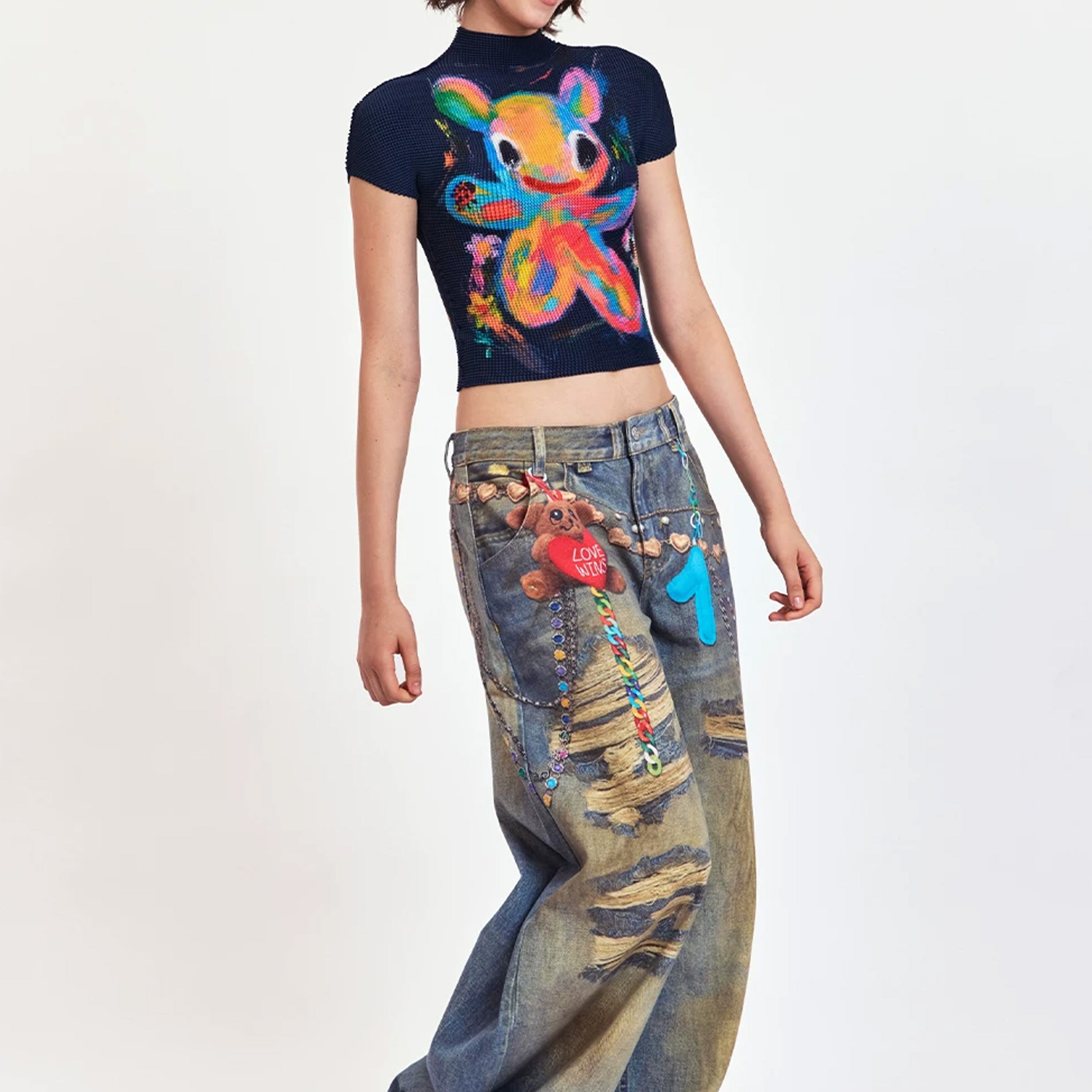 Rainbow bear crinkle stretch crop tee - navy