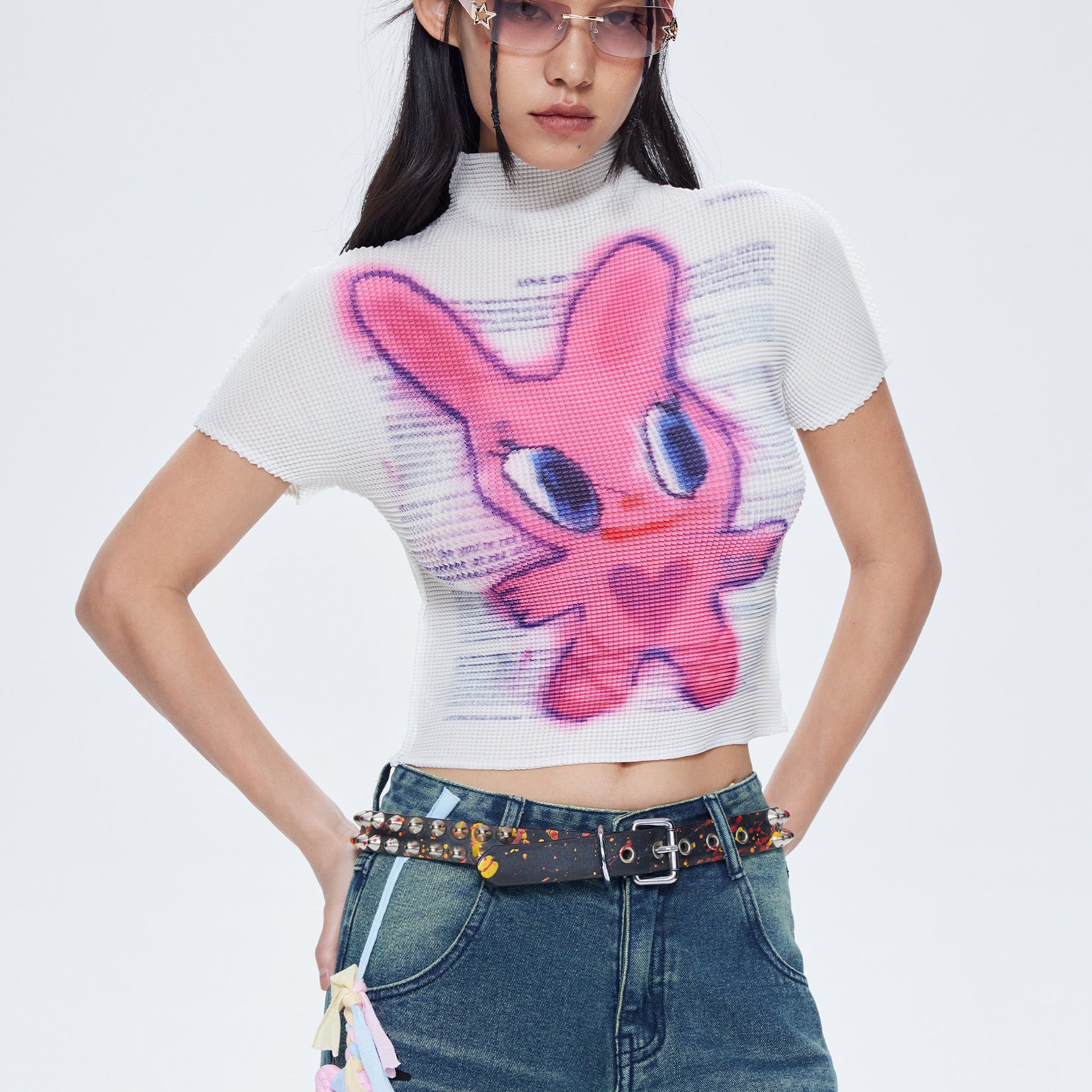 Pink bunny crinkle stretch crop tee - white