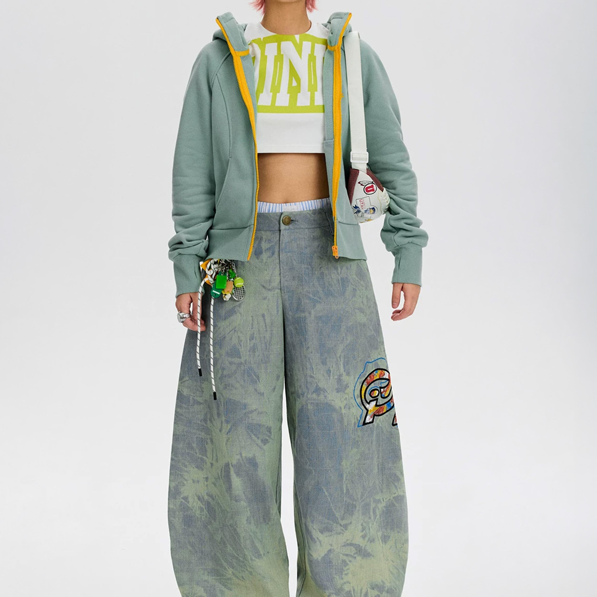 Tie dye bleach baggy barrel jeans - sun-faded blue