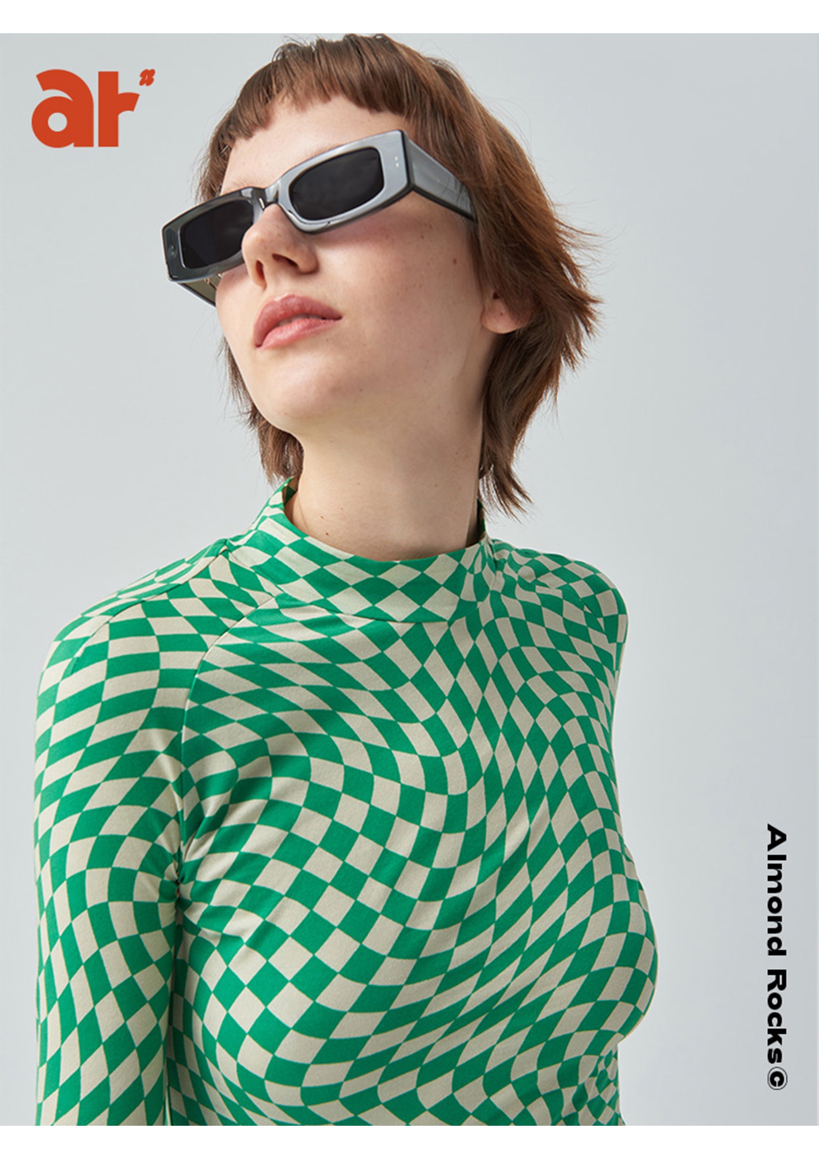 Twisted checkerboard print underwear set in jade