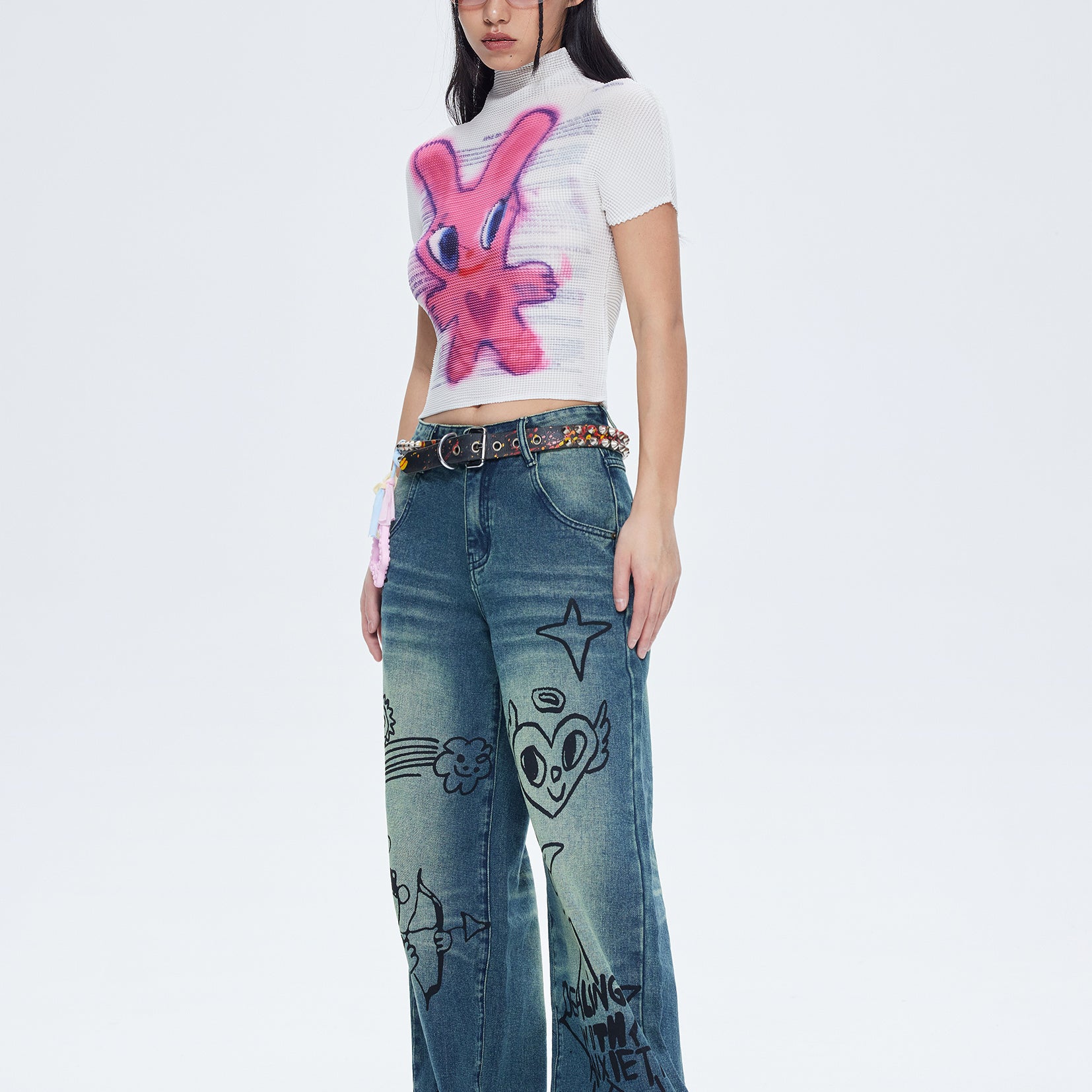 Pink bunny crinkle stretch crop tee - white