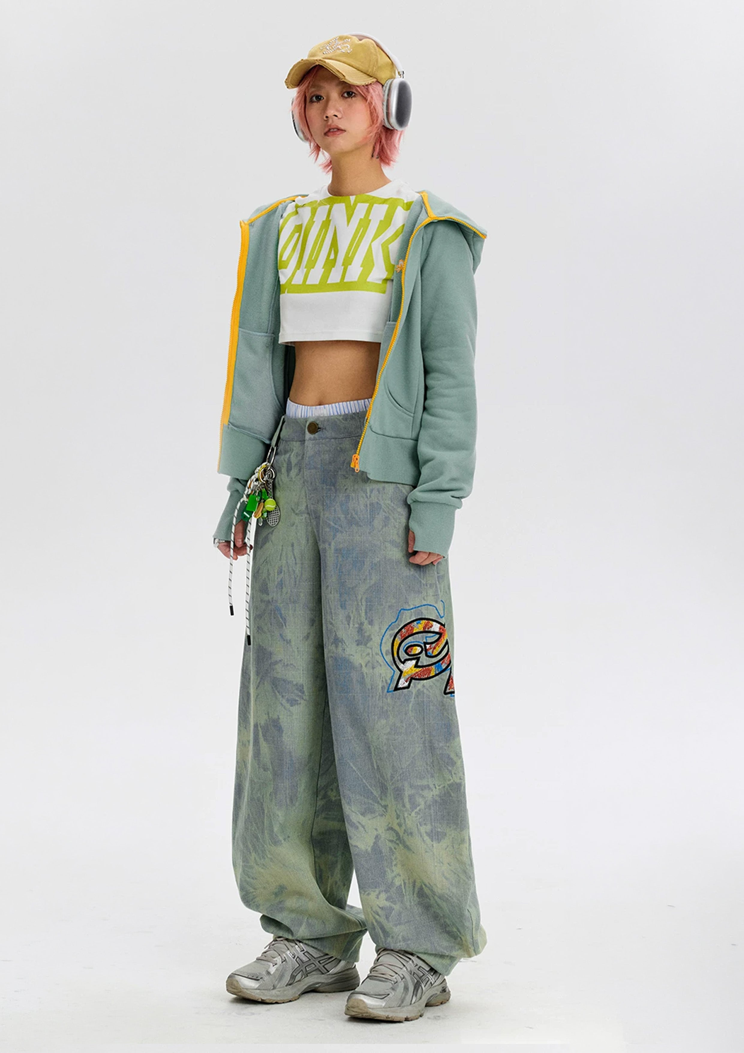 Tie dye bleach baggy barrel jeans - sun-faded blue