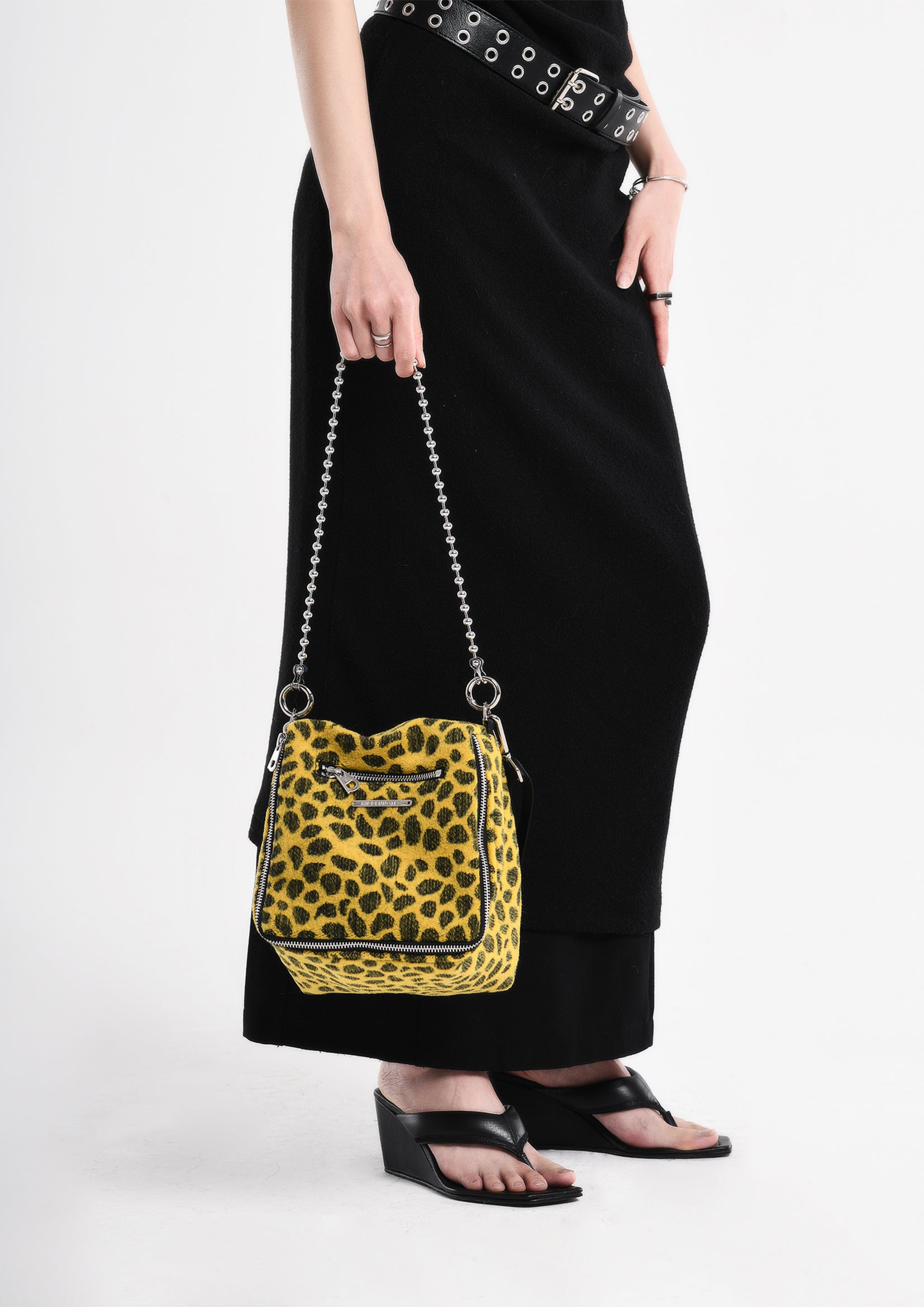Leopard woollen shoulder/crossbody cube bag – Future Fusion Online