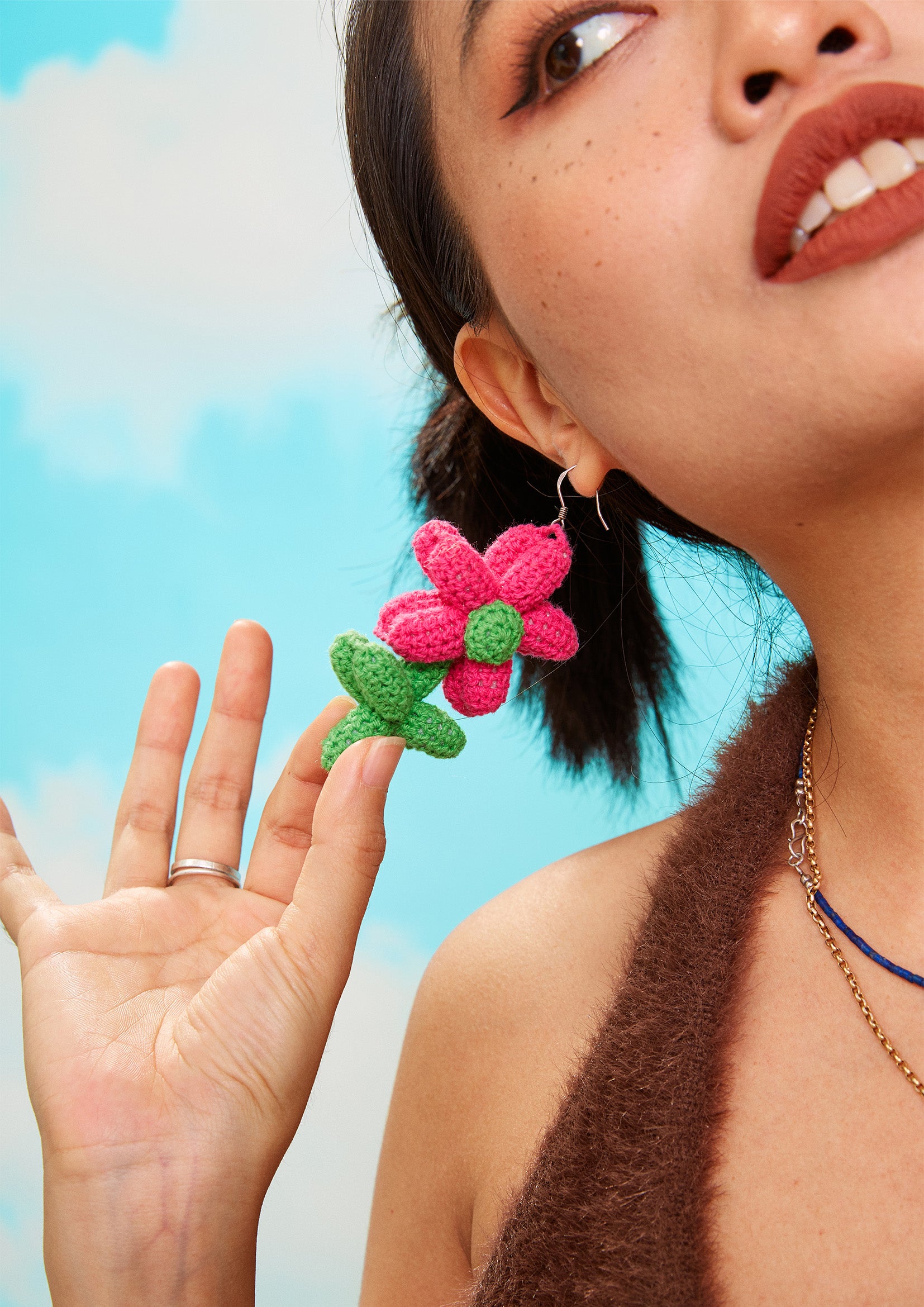 Flower balloon crochet earrings - pink & green