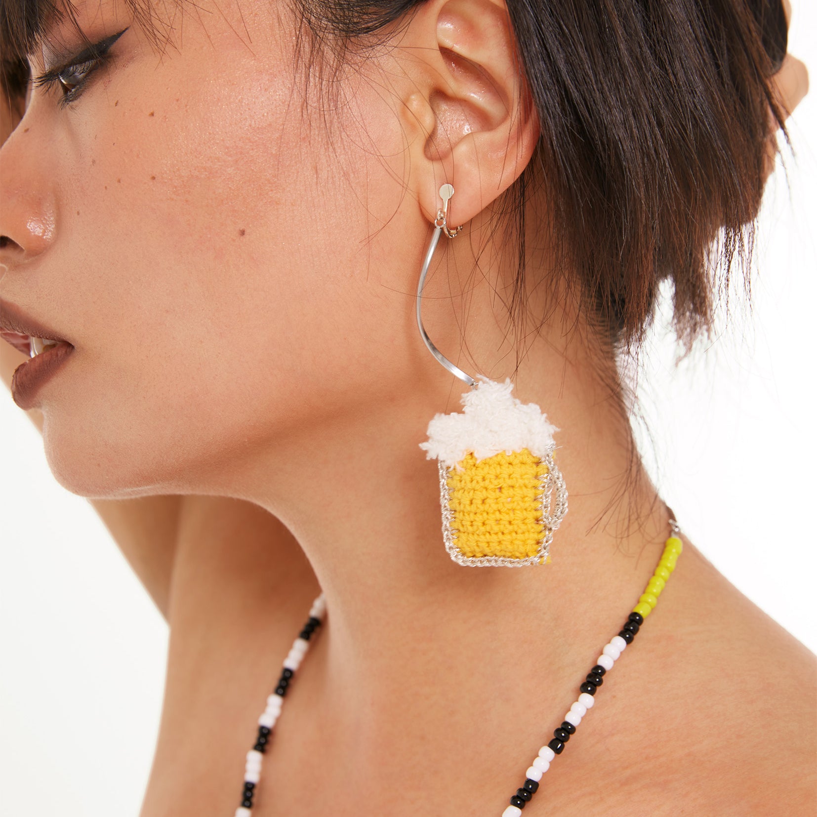 Beer crochet earrings - yellow