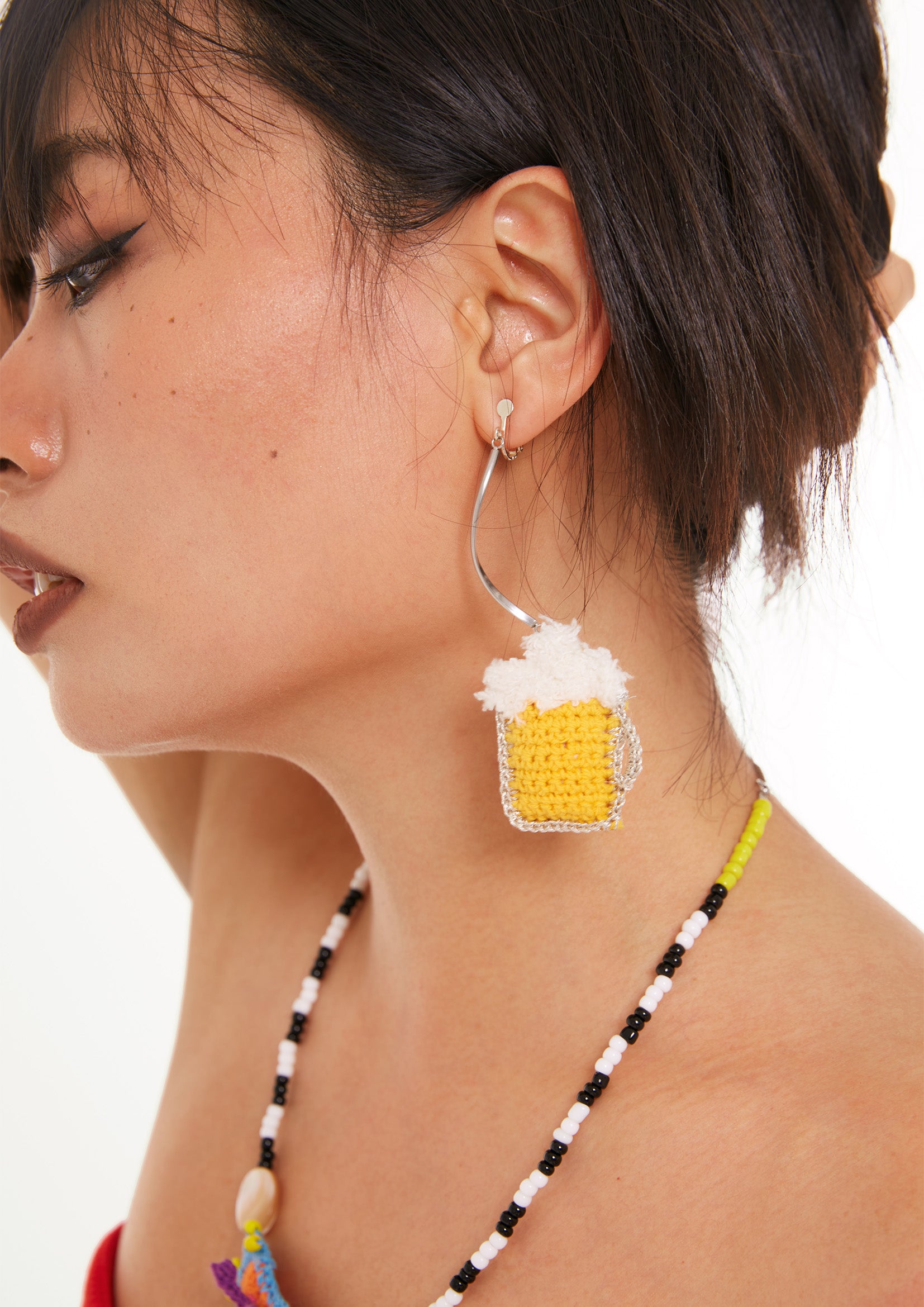 Beer crochet earrings - yellow