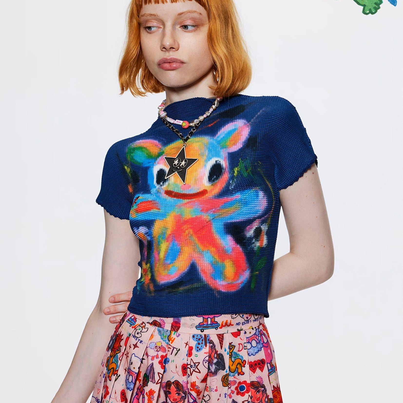 Rainbow bear crinkle stretch crop tee - navy