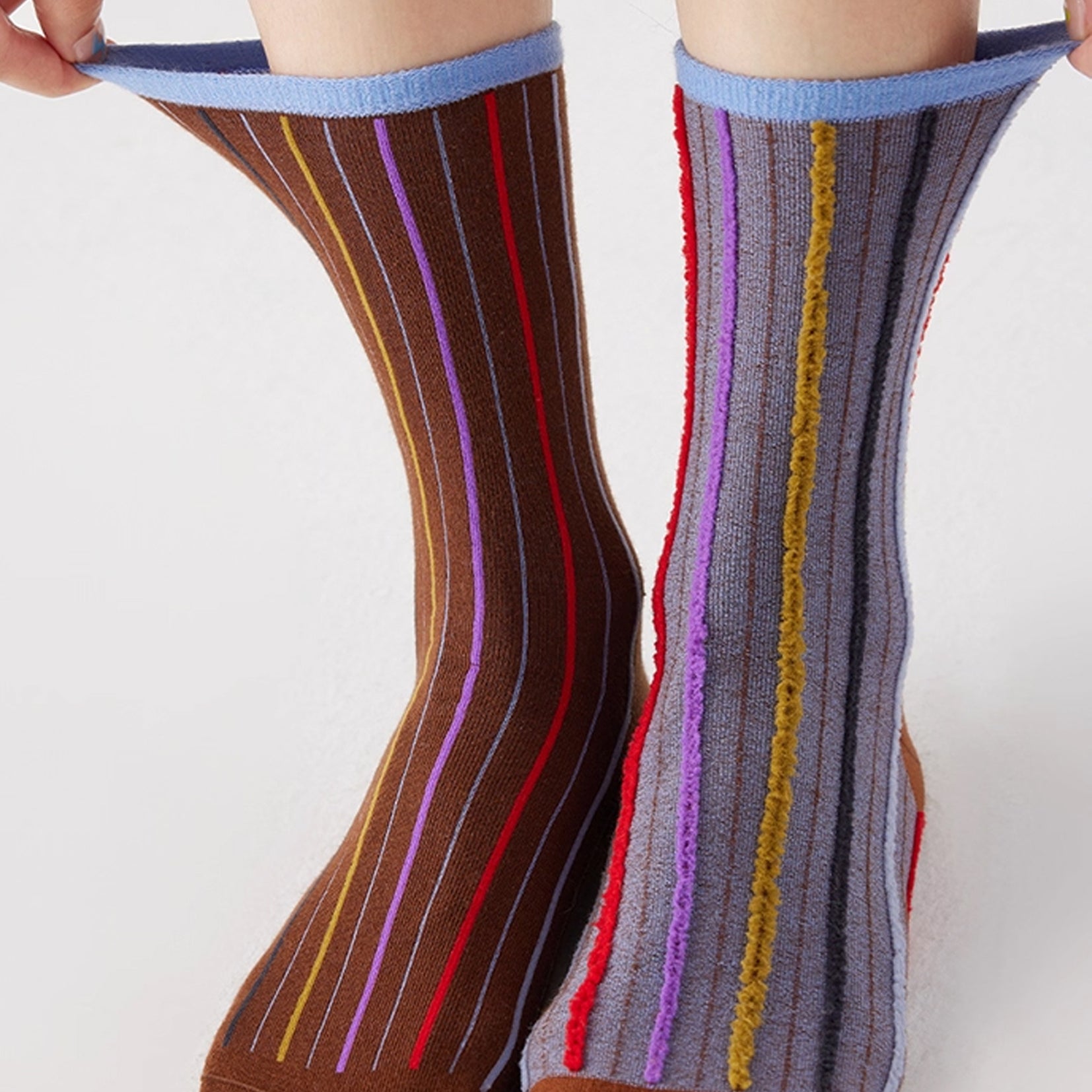 Reversible stripe mid-calf socks - chocolate & grey