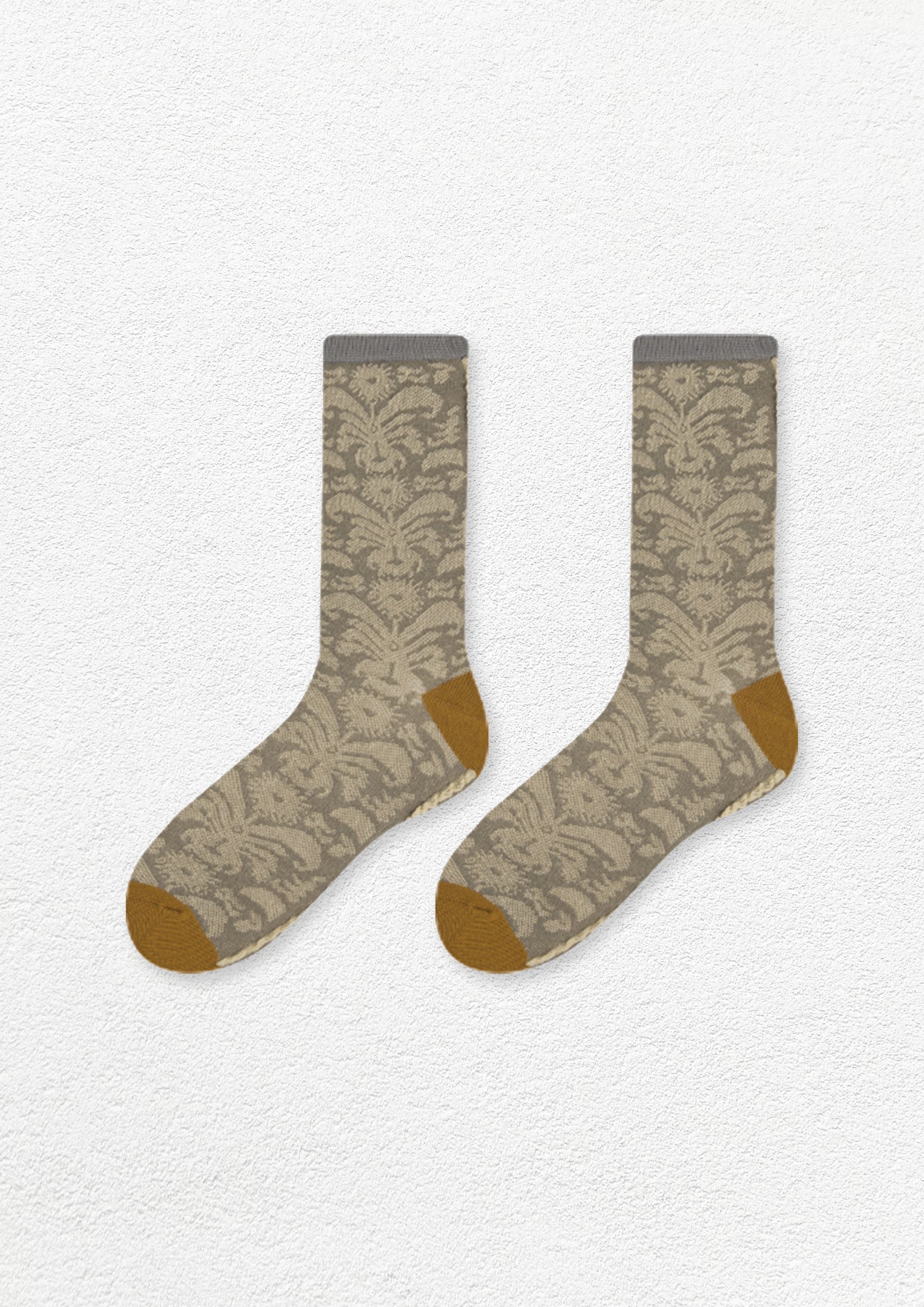 Tendril jacquard mid-calf sock - beige