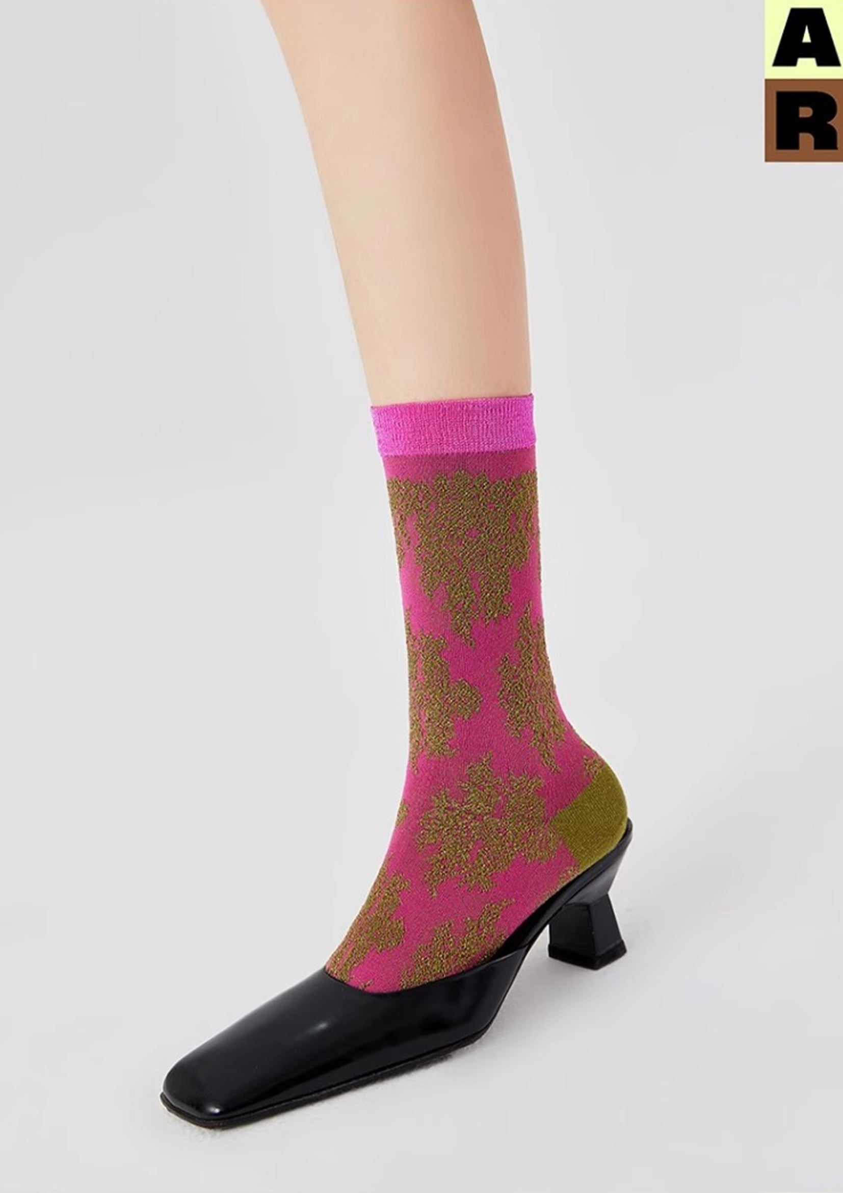 Lace jacquard mid-calf sock - magenta
