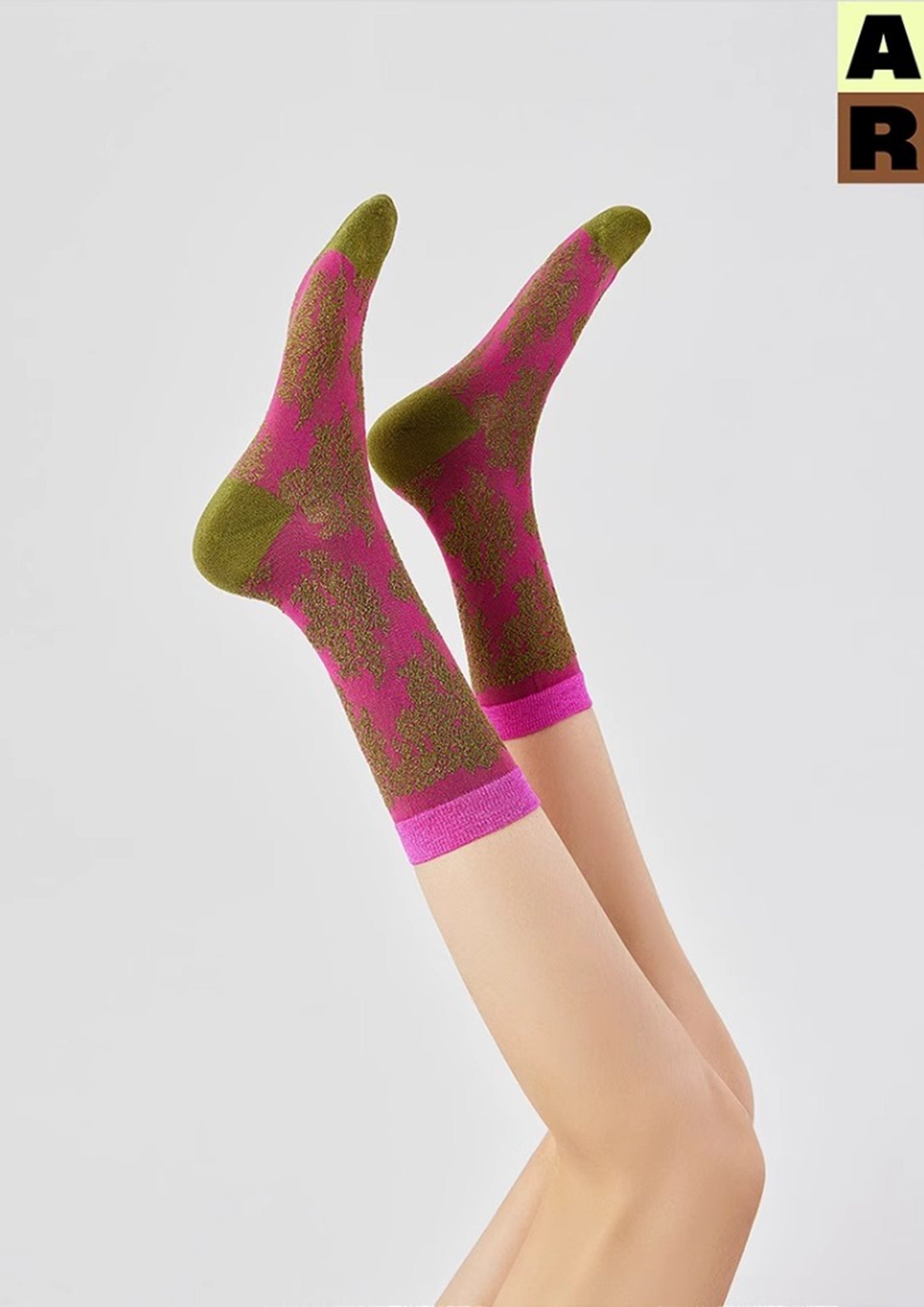 Lace jacquard mid-calf sock - magenta