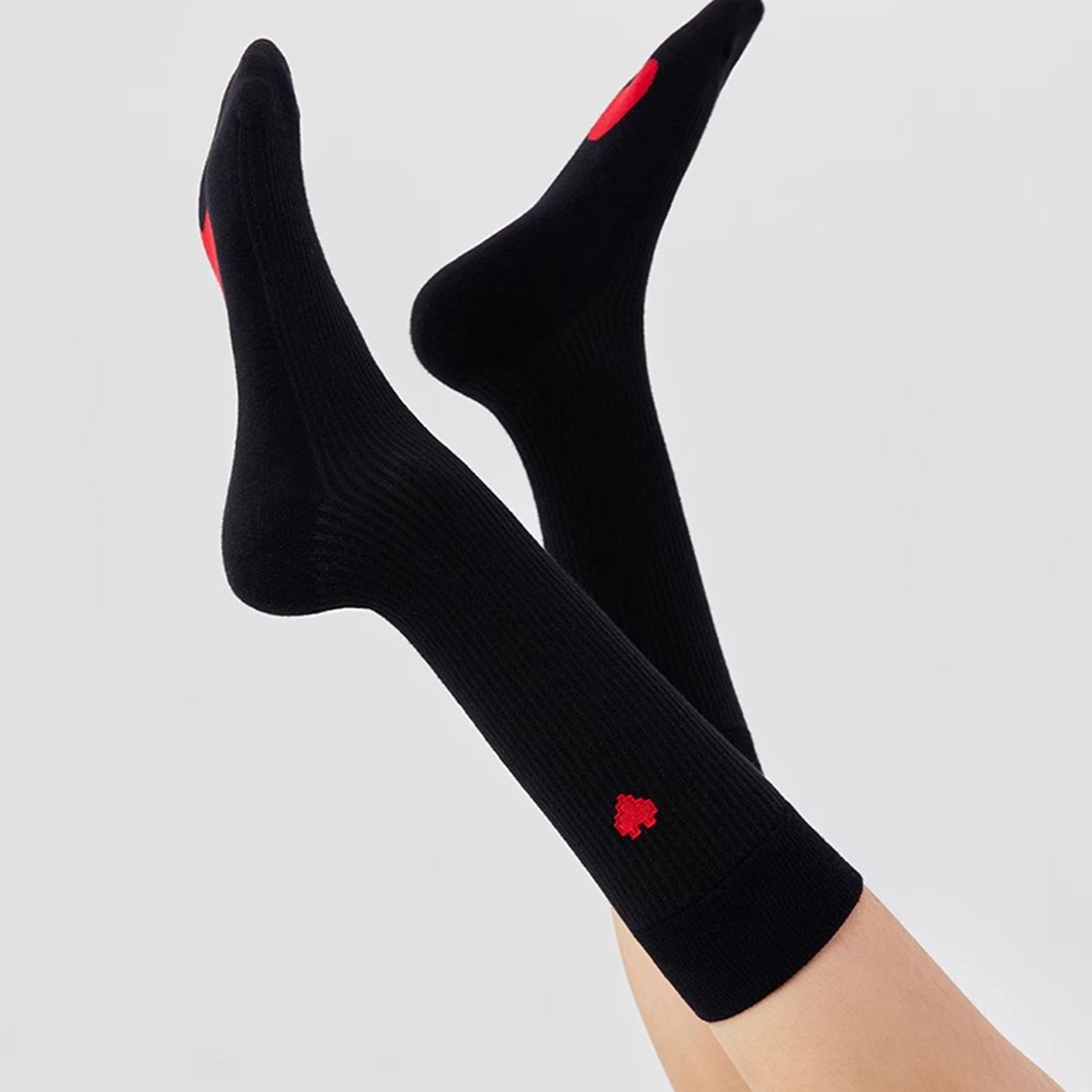 Heart mid-calf sock - black