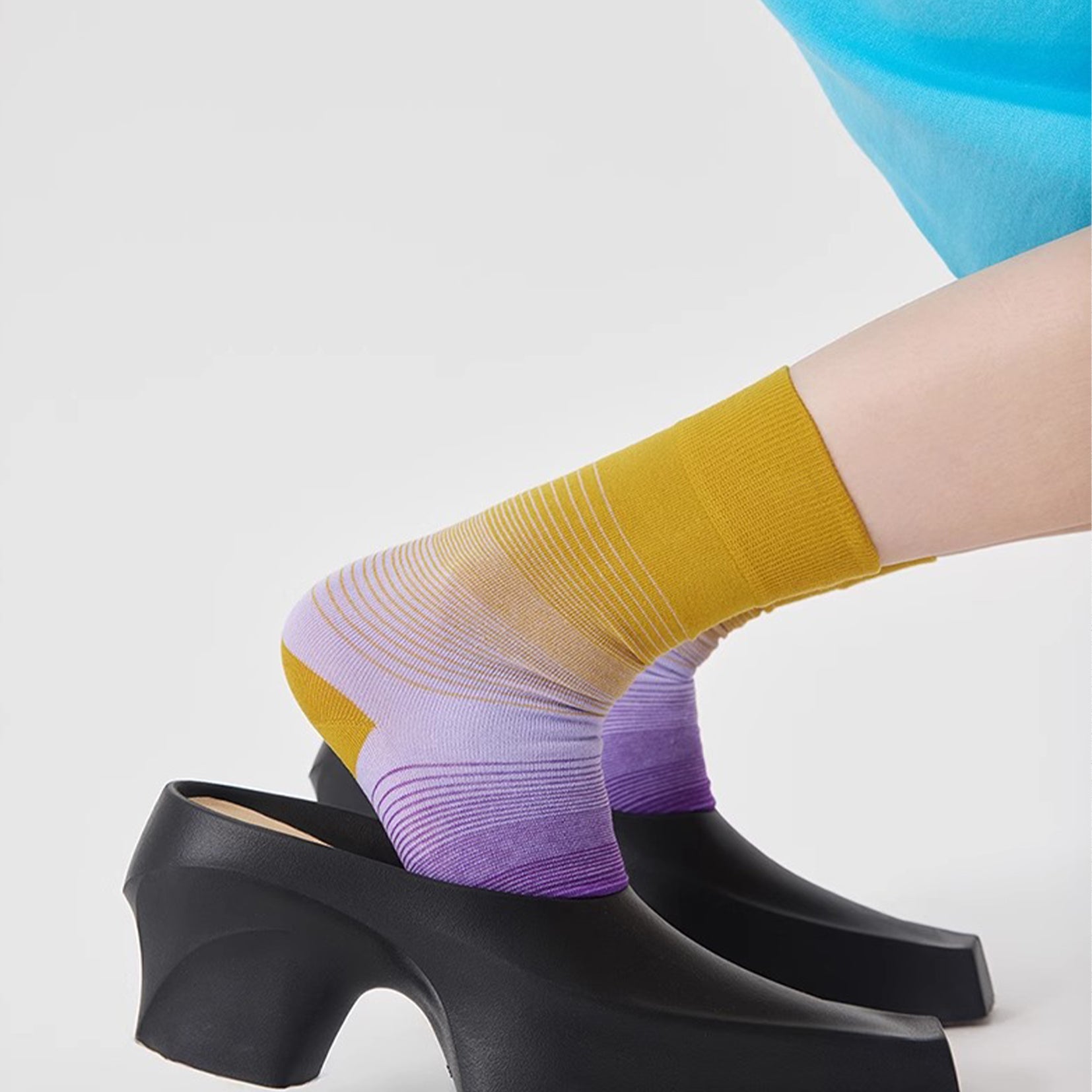 Gradient mid-calf sock - dusk purple