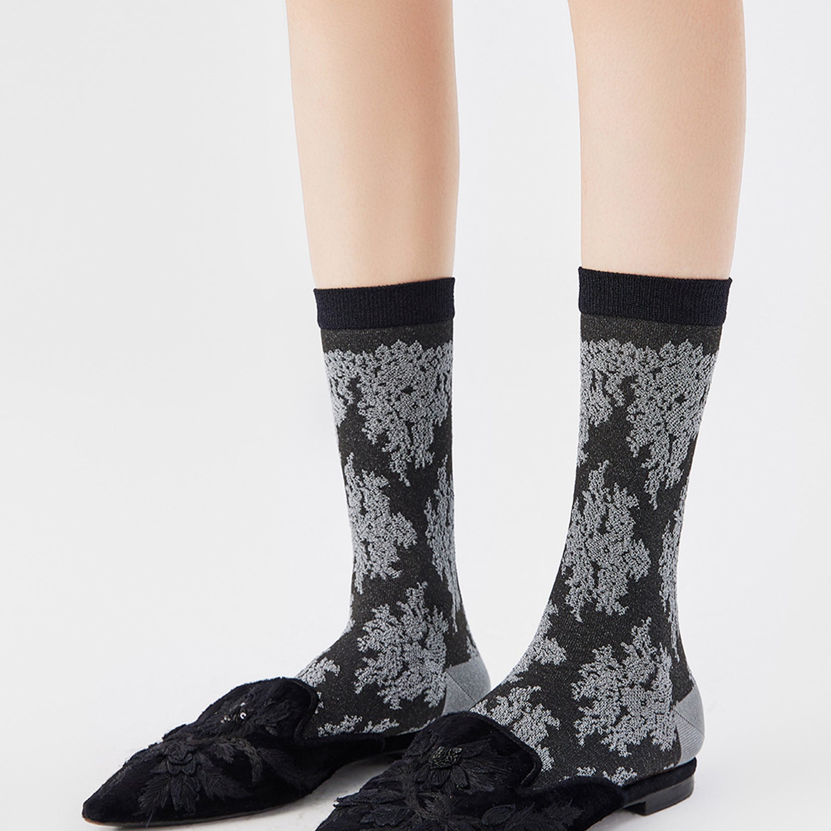 Lace jacquard mid-calf sock - black