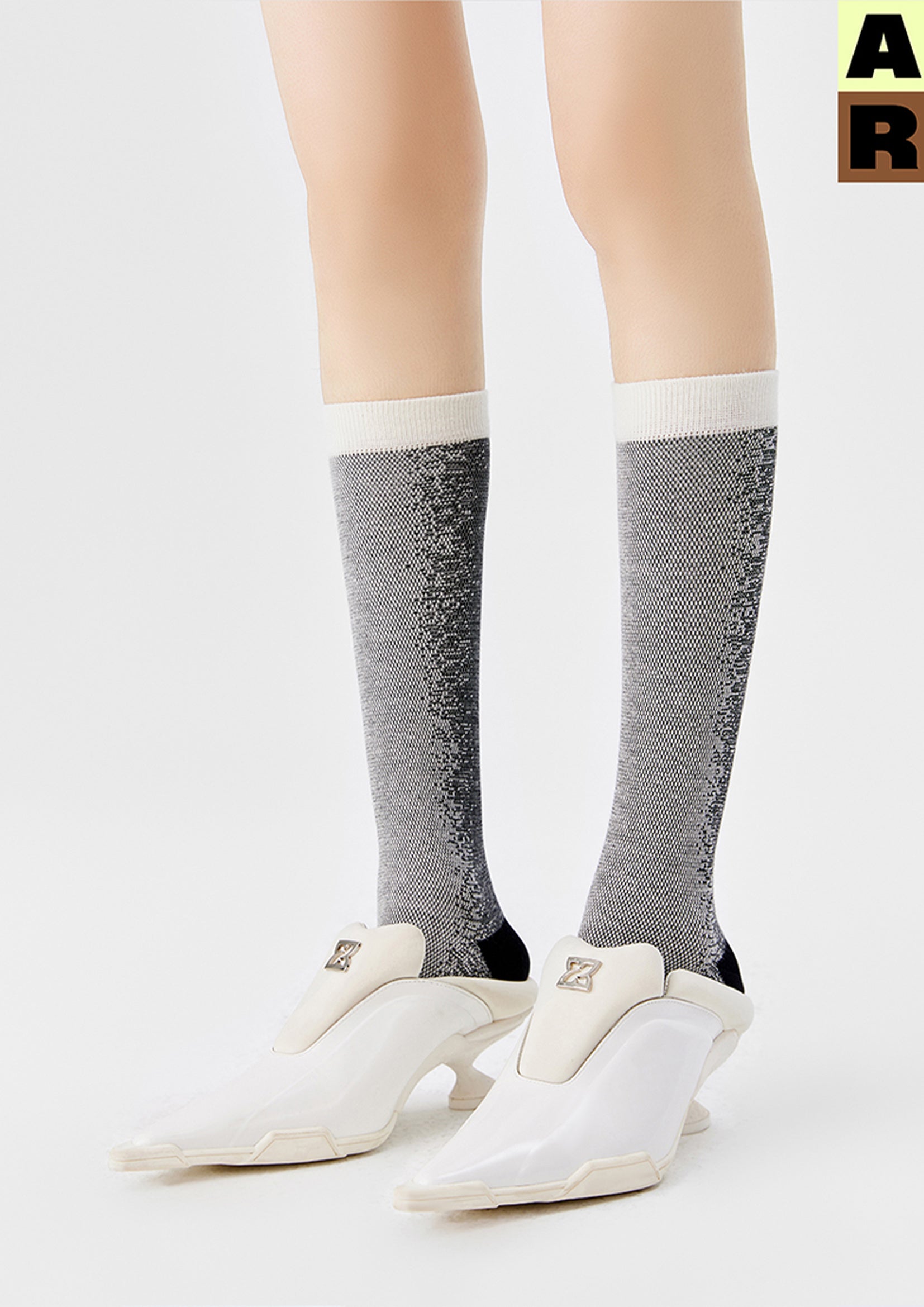 Light Particles over-the-calf sock - black & white