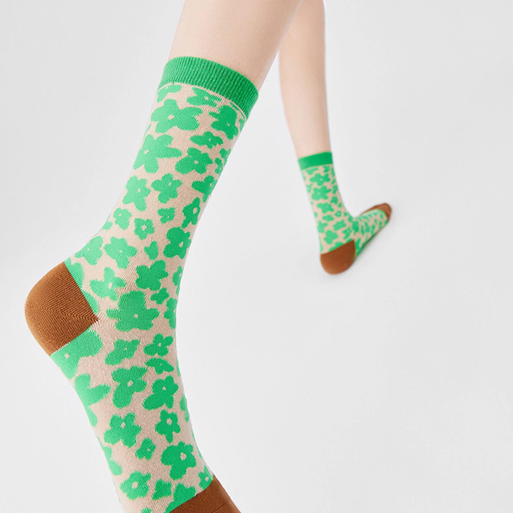 Purslane flower mid-calf sock - green