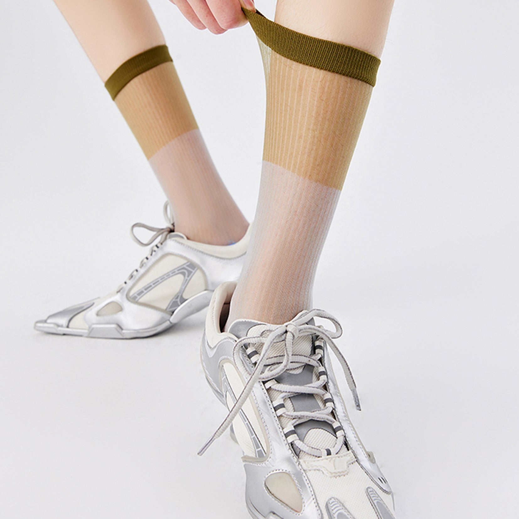 Spliced colour block sheer mid-calf sock - olive