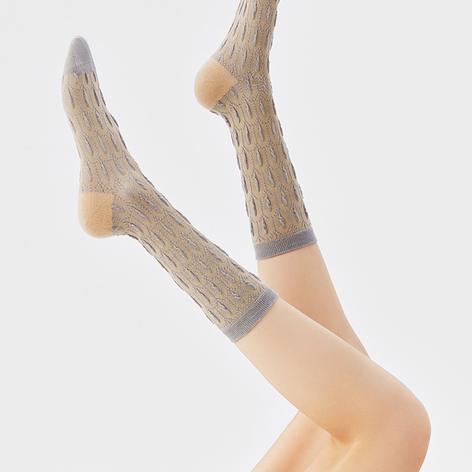 Peacock jacquard mid-calf sock - beige