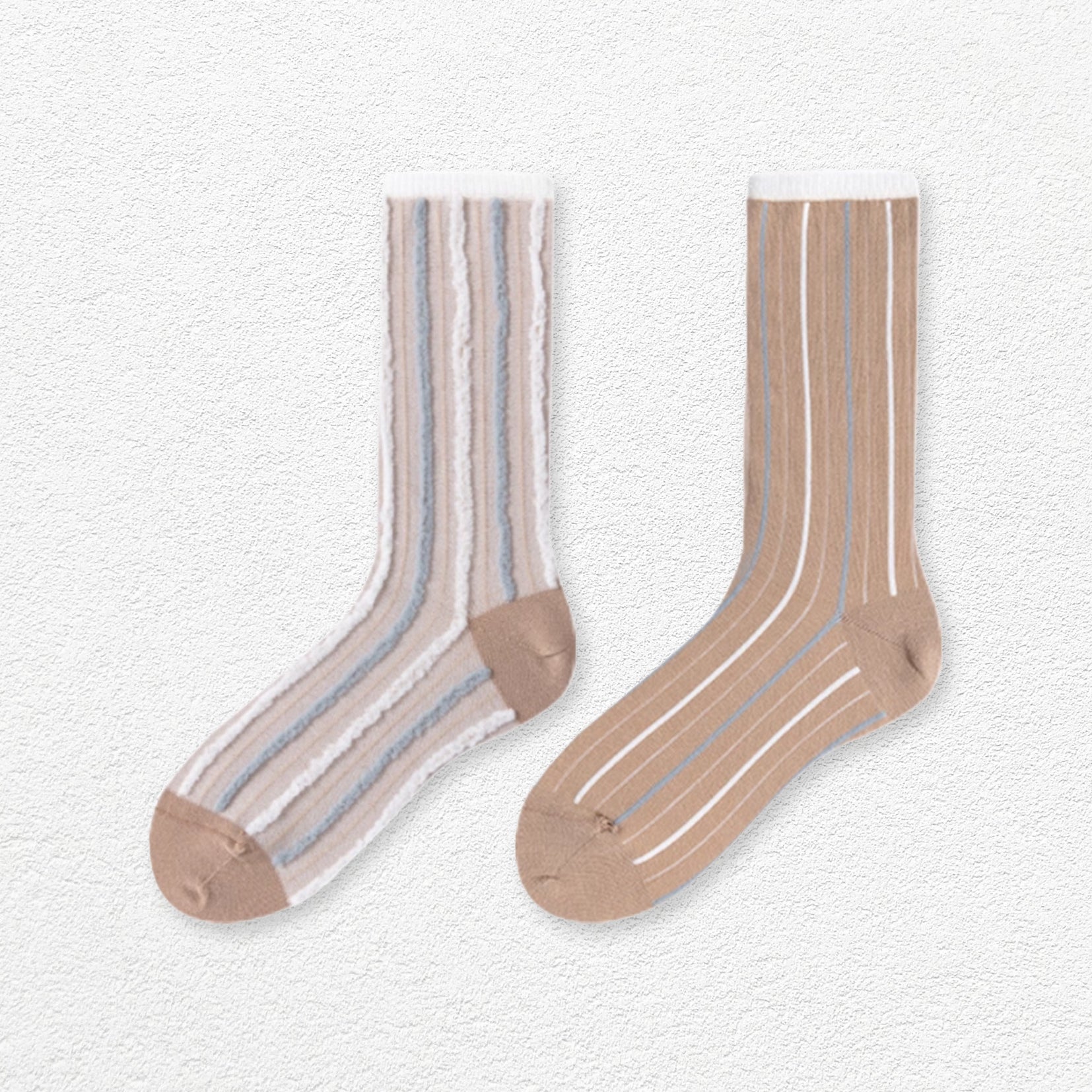 Reversible stripe mid-calf socks - beige & sand