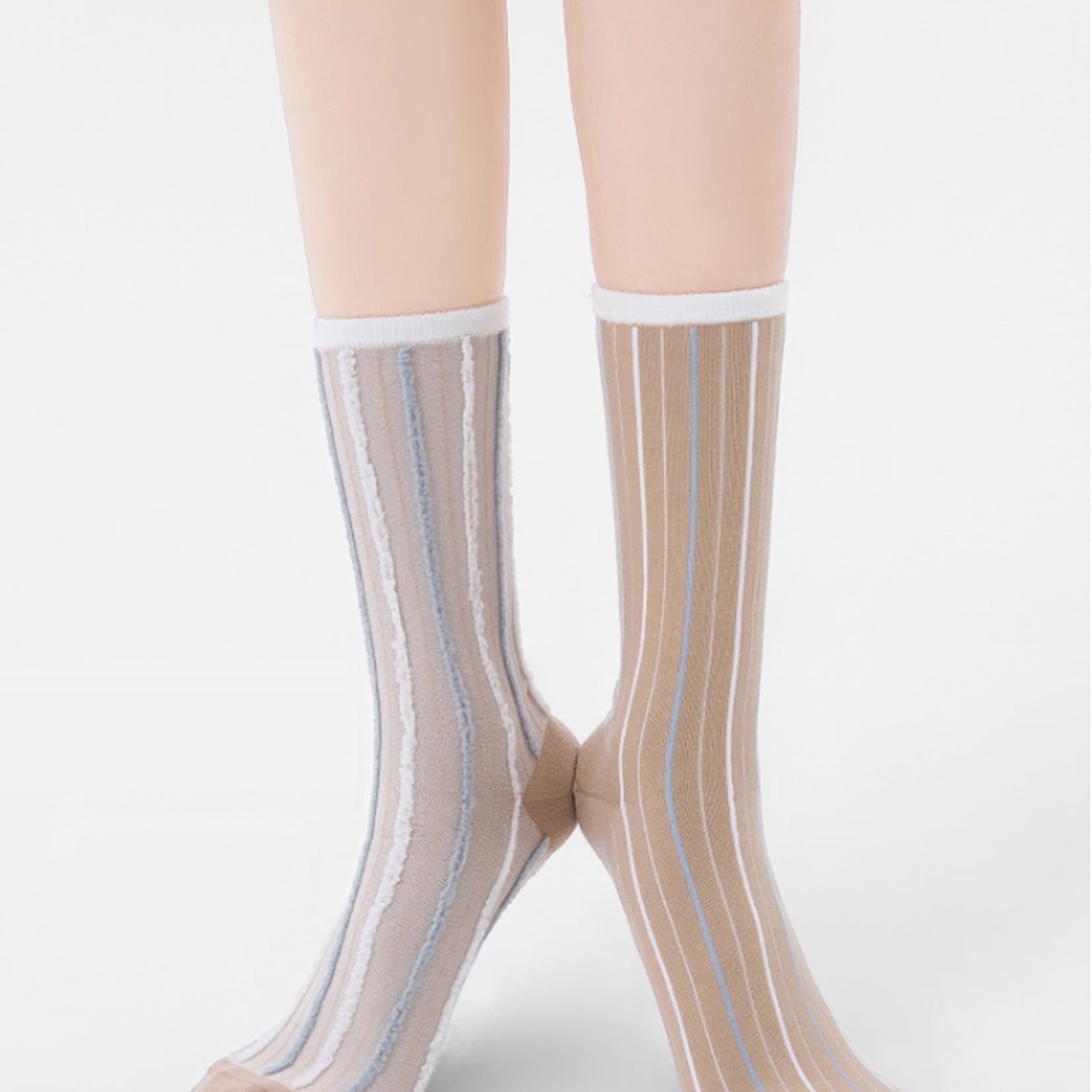 Reversible stripe mid-calf socks - beige & sand