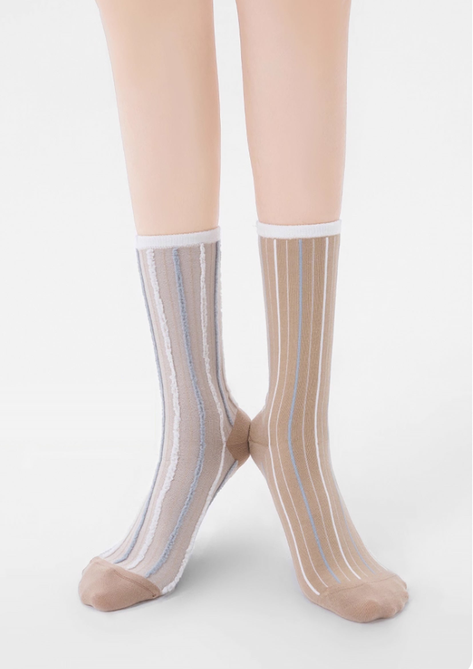 Reversible stripe mid-calf socks - beige & sand