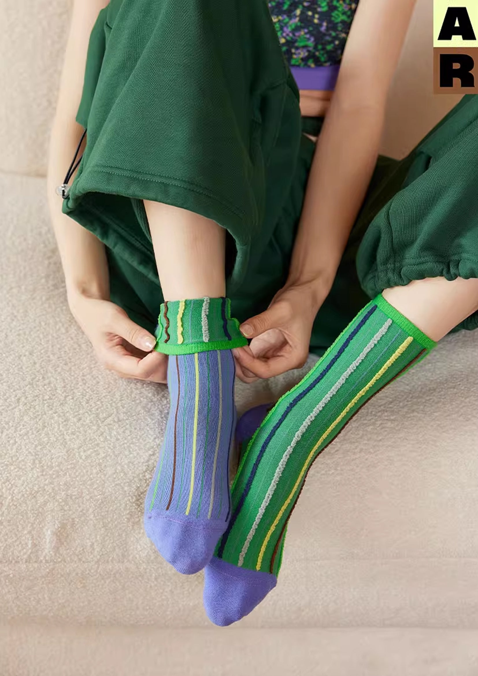 Reversible stripe mid-calf socks - jade & cornflower