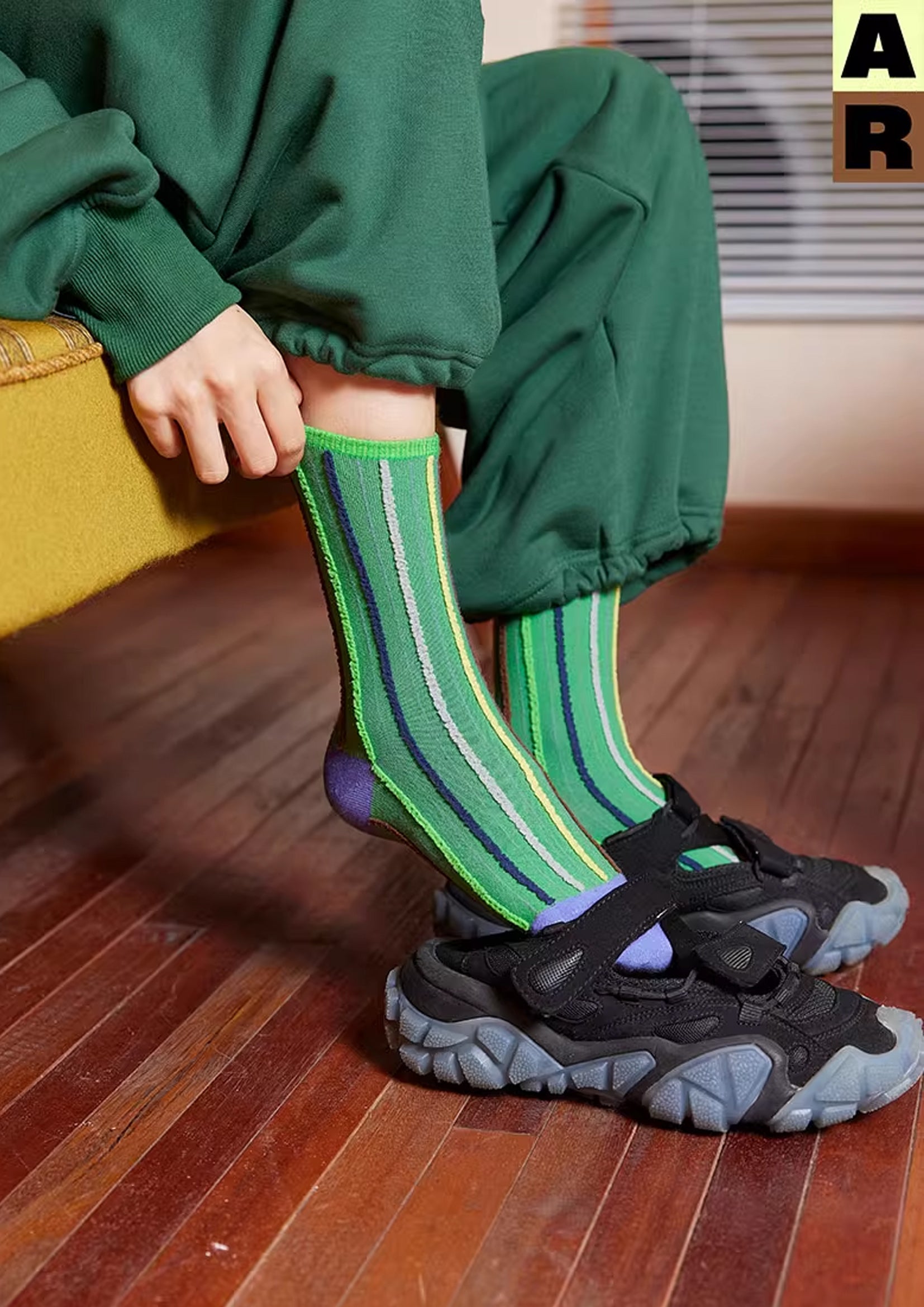 Reversible stripe mid-calf socks - jade & cornflower