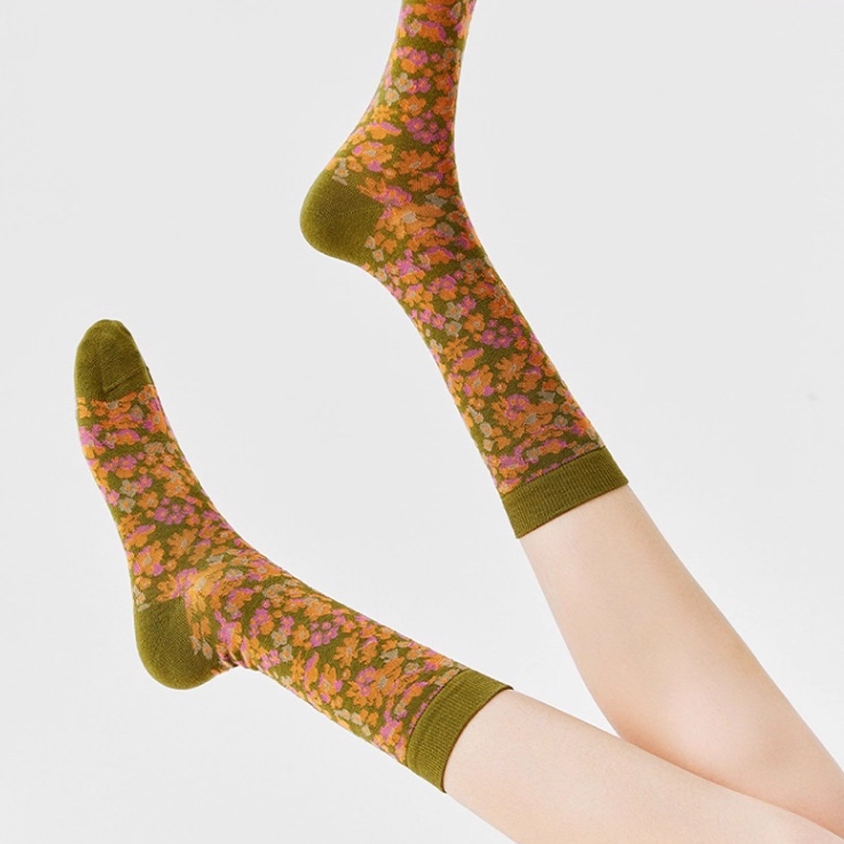 Floral mid-calf socks - olive