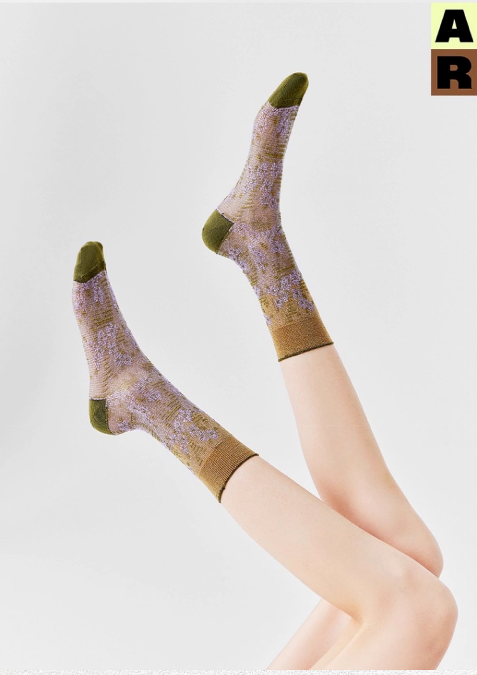 Lace jacquard floral mid-calf socks - wisteria gold