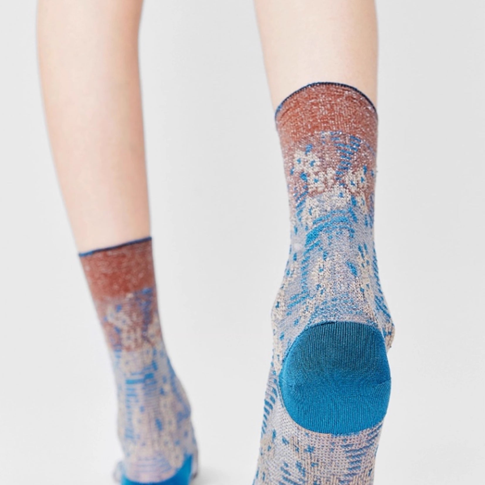 Lace jacquard floral mid-calf socks - shadow blue