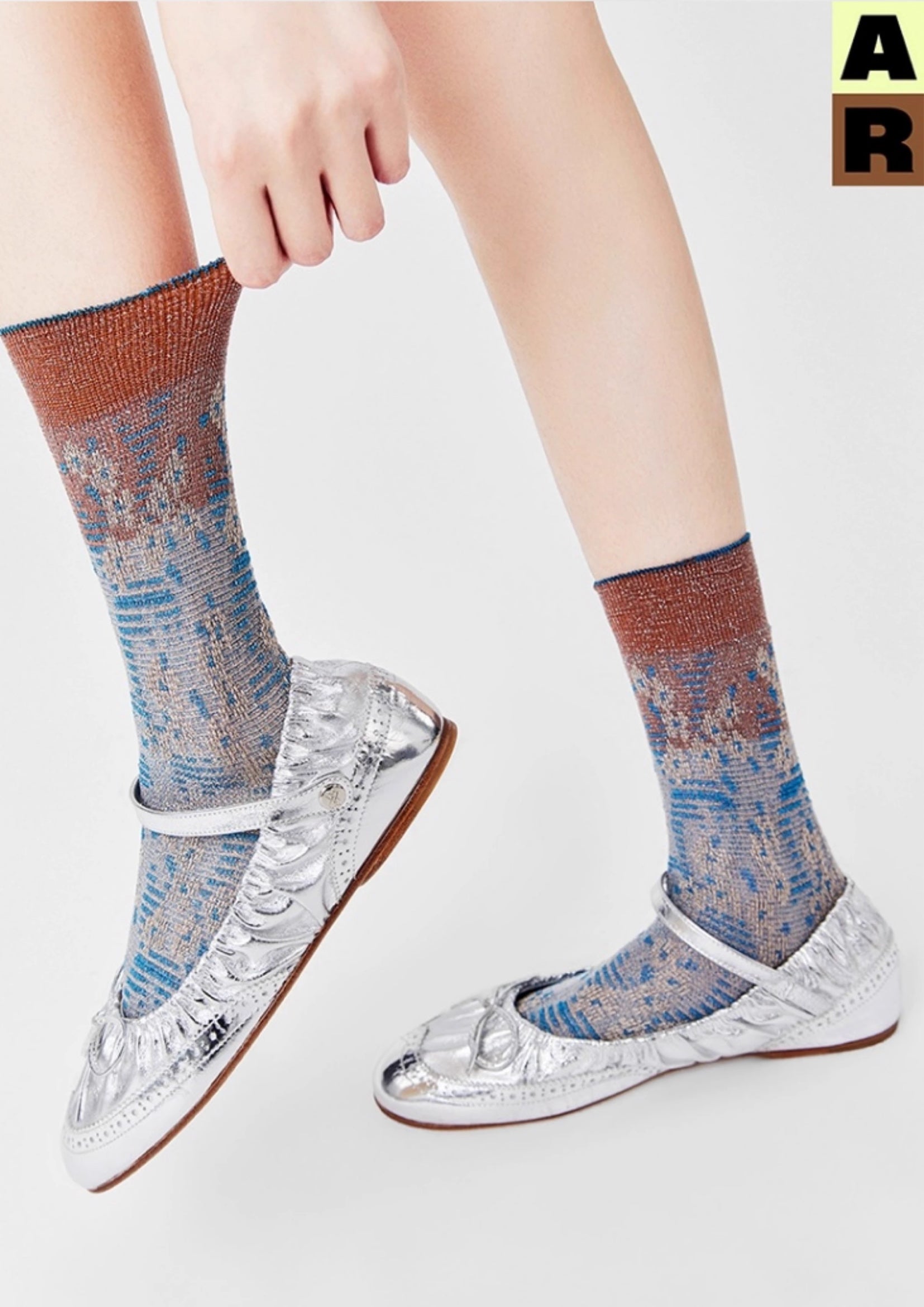 Lace jacquard floral mid-calf socks - shadow blue