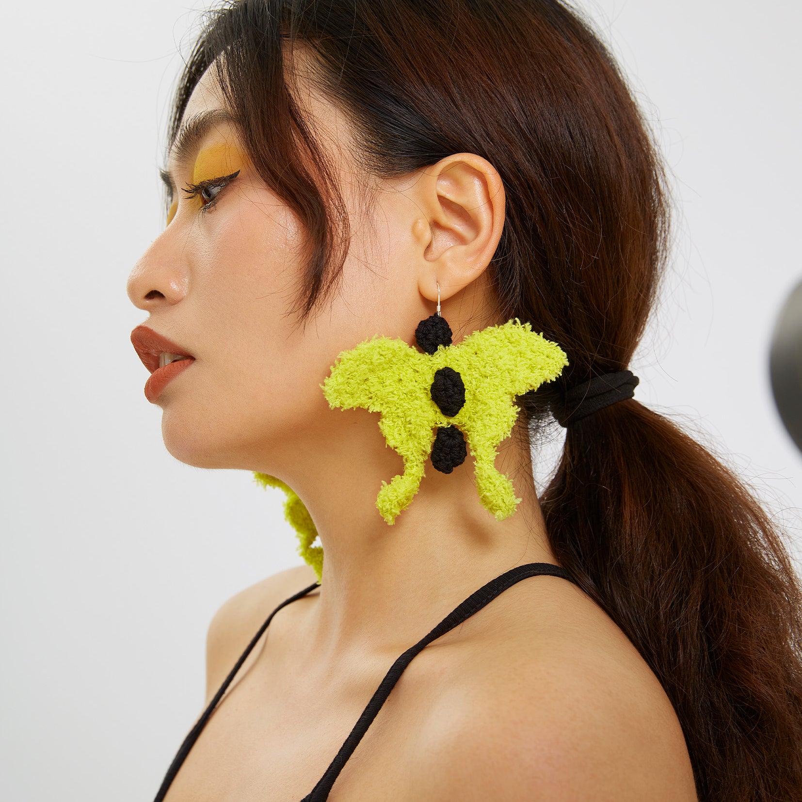 Butterfly crochet earrings - lime