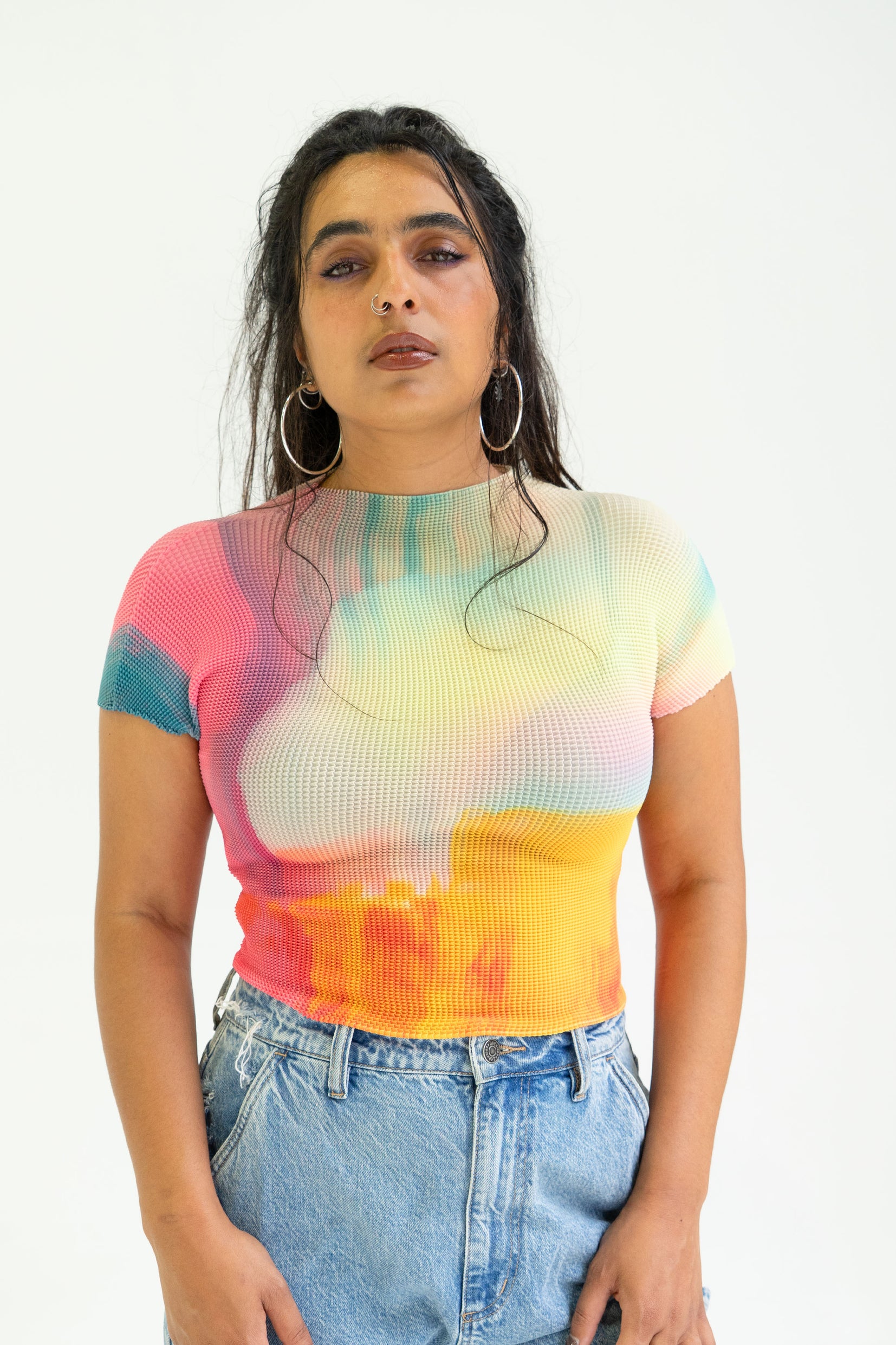 'Rainbow' crinkle stretch crop tee - pink
