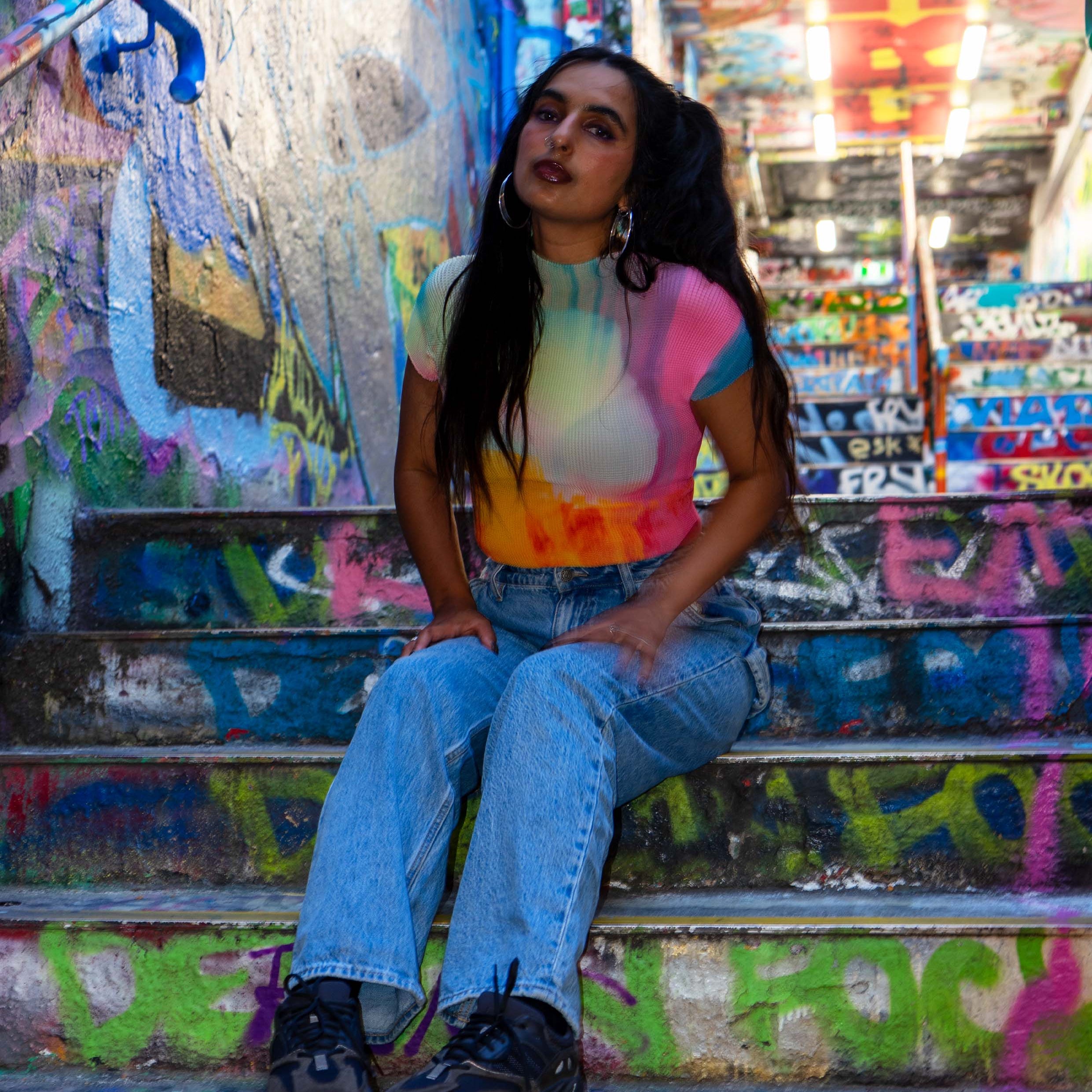 'Rainbow' crinkle stretch crop tee - pink