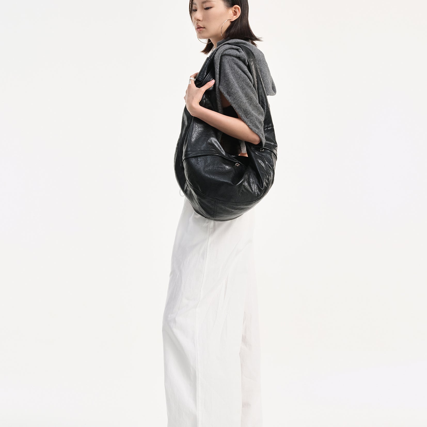 Vegan leather large dumpling bag - black