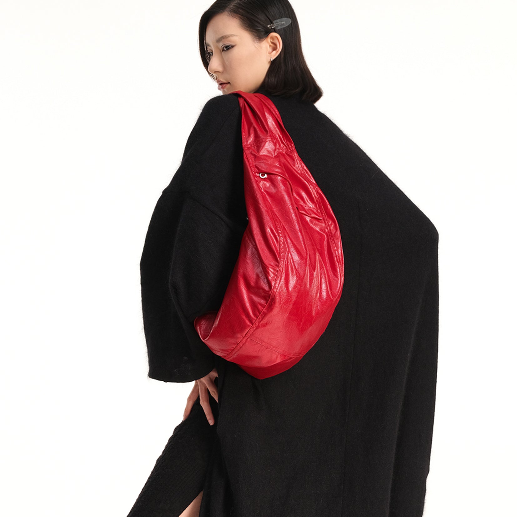 Vegan leather large dumpling bag - red