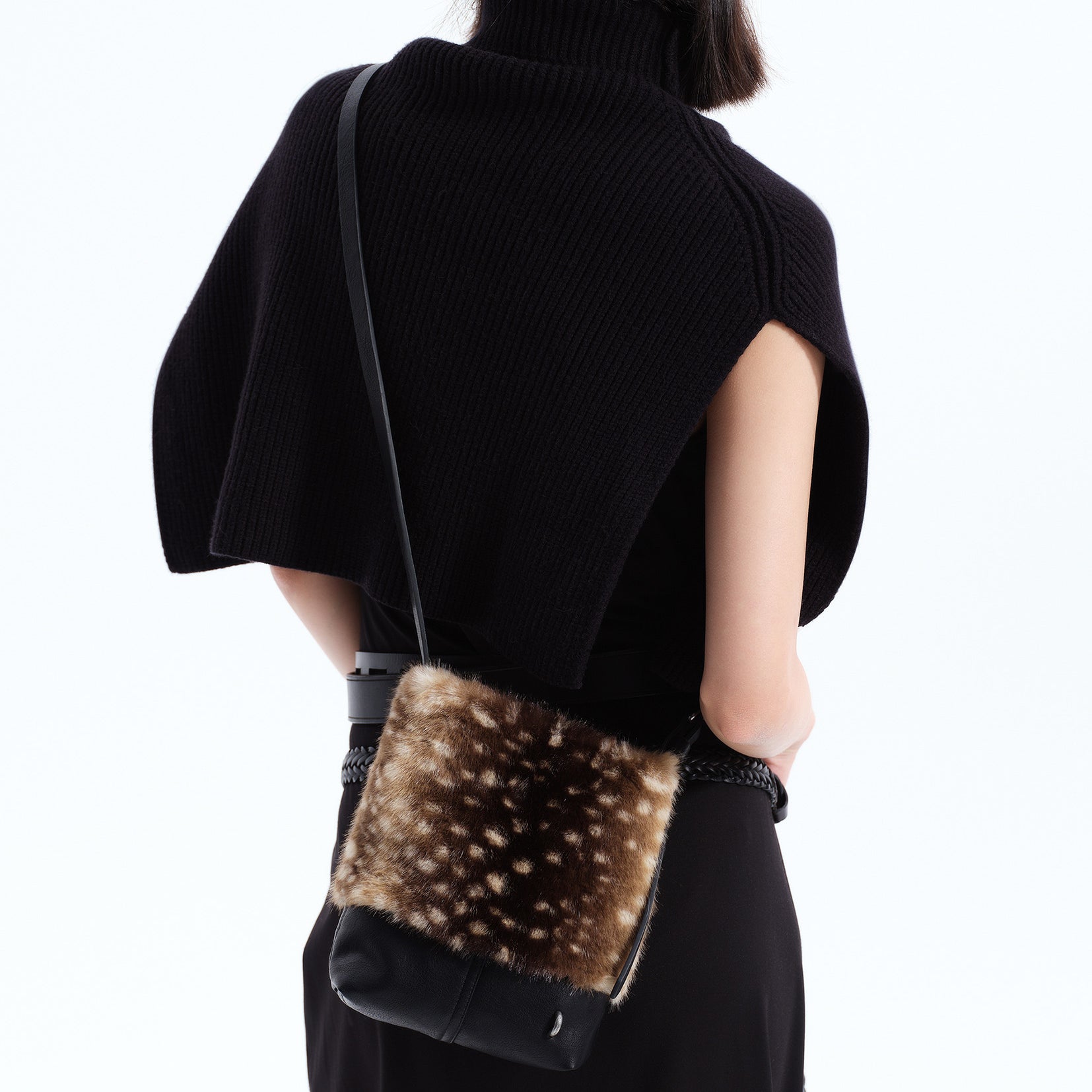 Furry splice small tote bag - deer